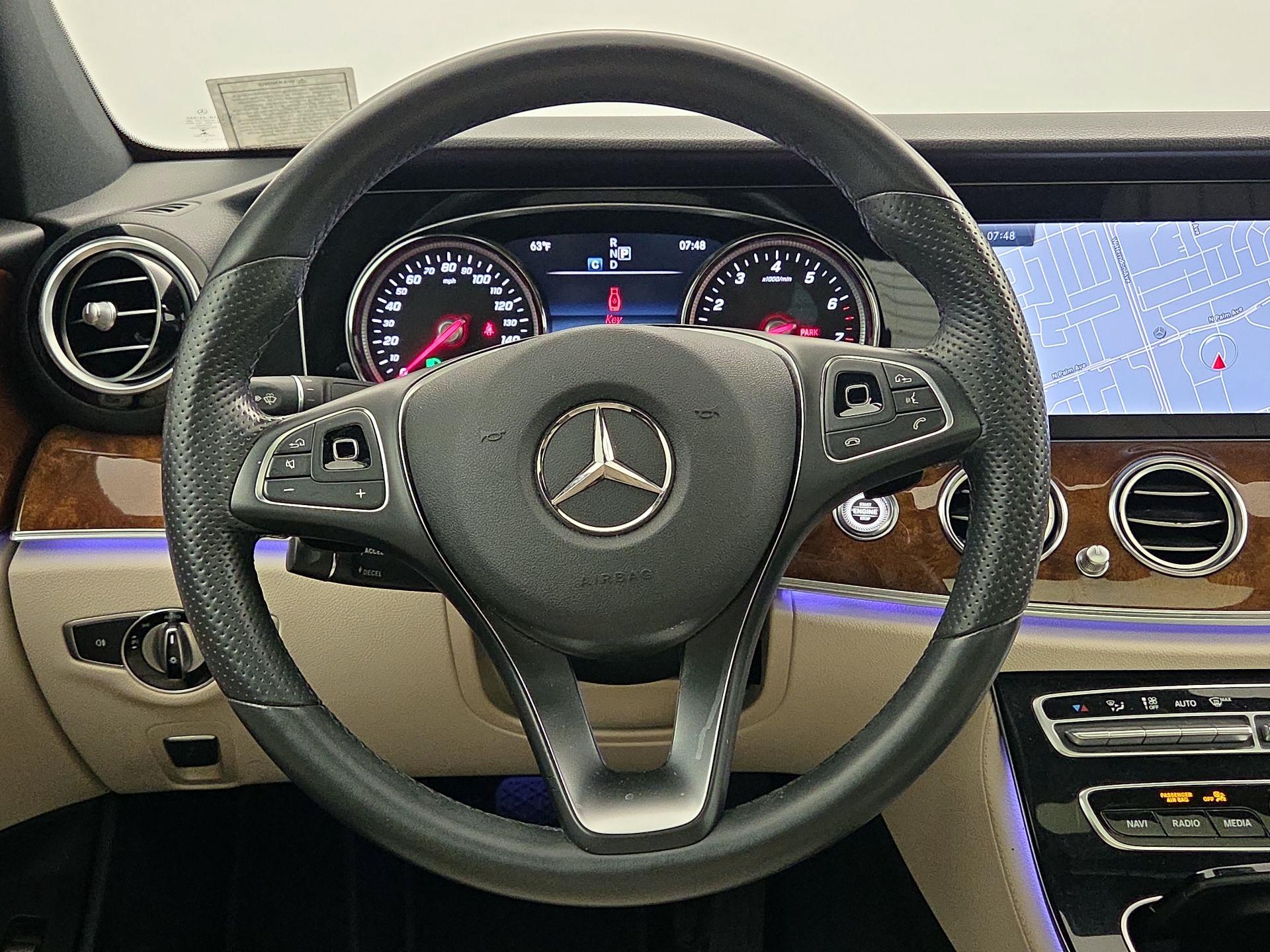 Thumbnail: 2017 Mercedes-Benz E-Class - 10