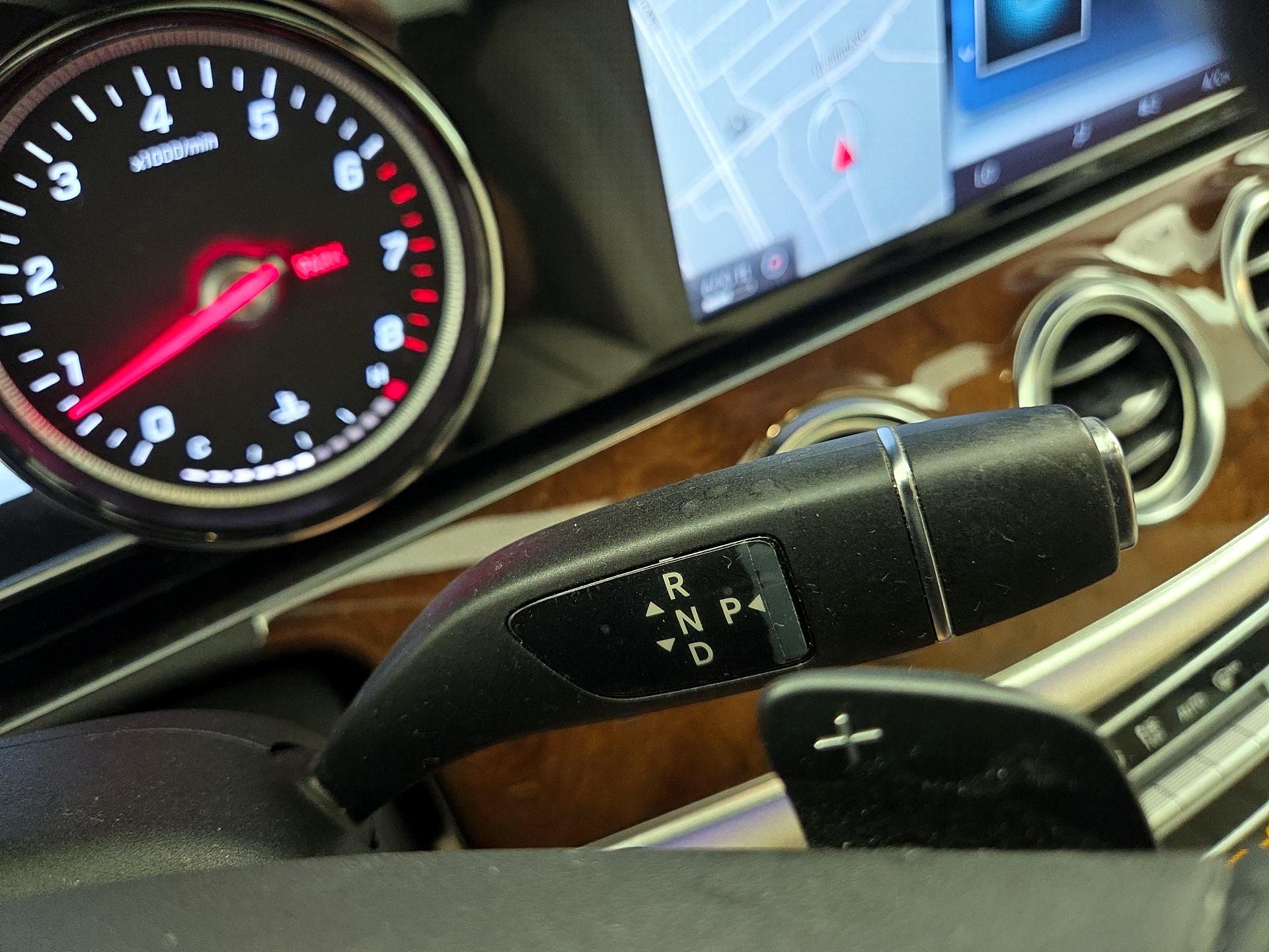 Thumbnail: 2017 Mercedes-Benz E-Class - 18