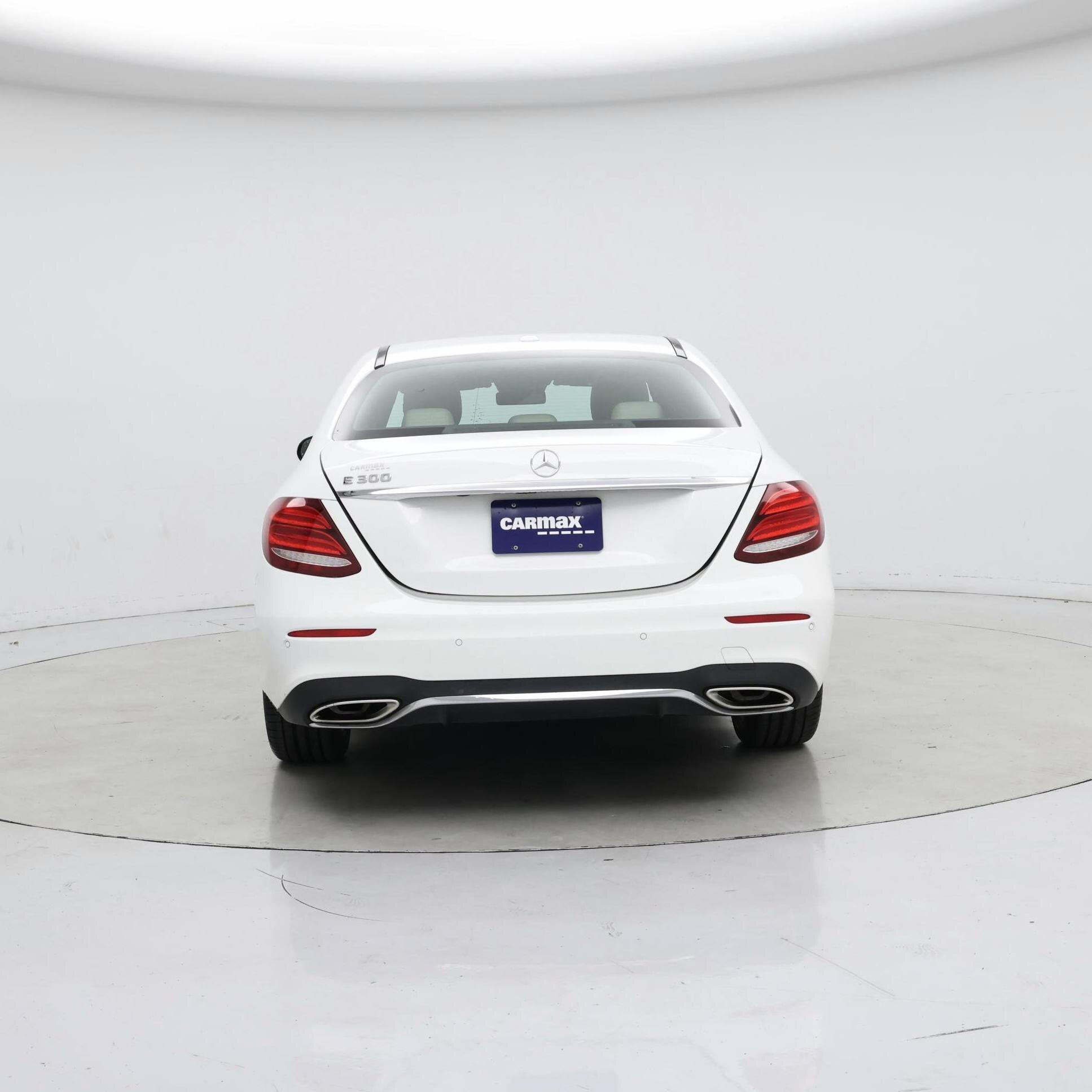 Thumbnail: 2017 Mercedes-Benz E-Class - 6