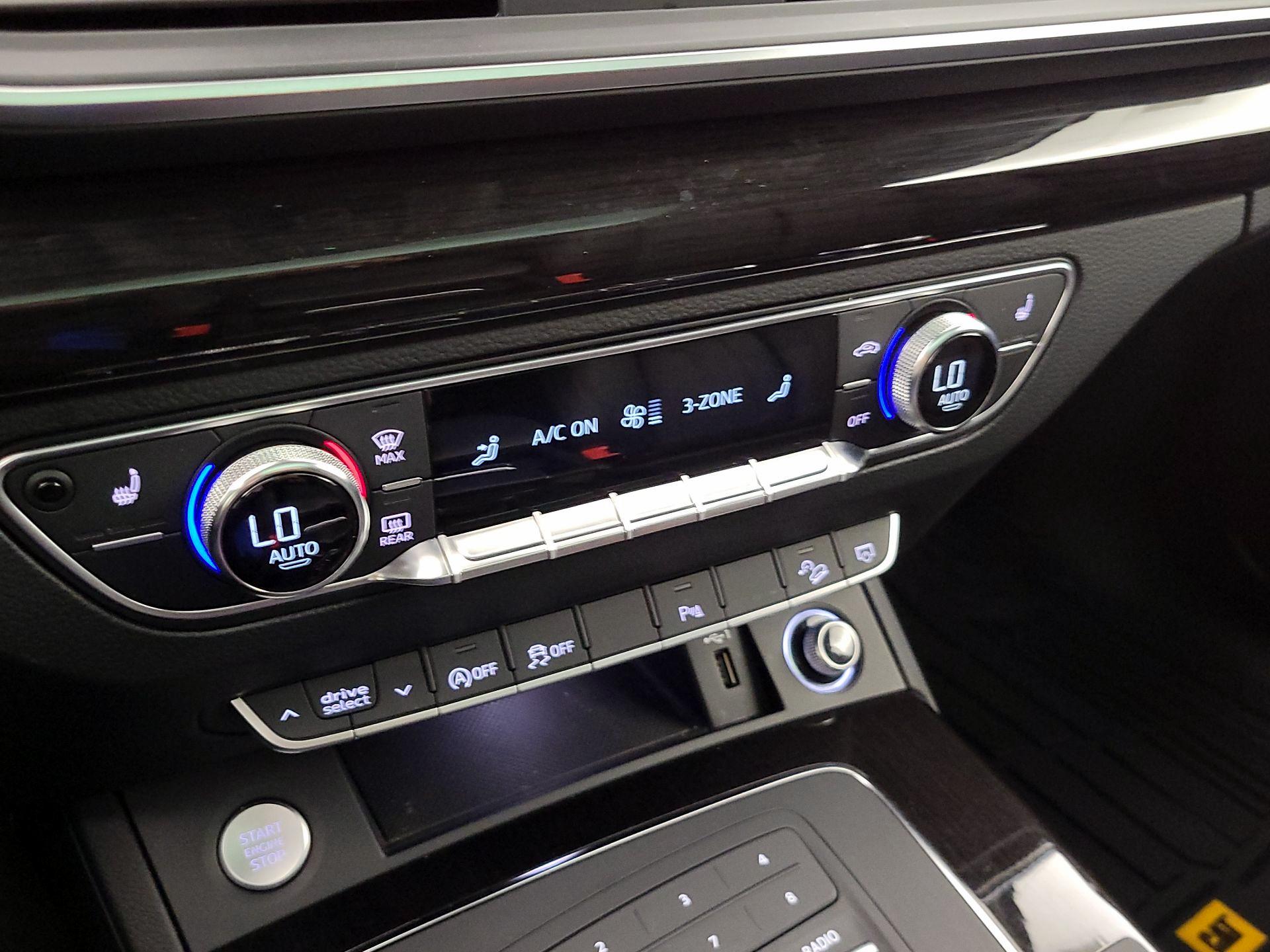Thumbnail: 2020 Audi Q5 - 16