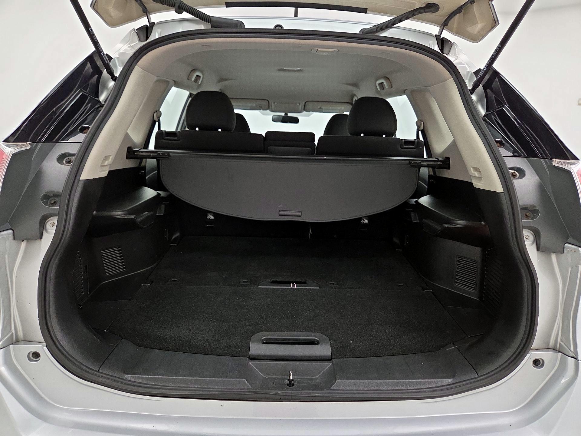 Thumbnail: 2015 Nissan Rogue - 20