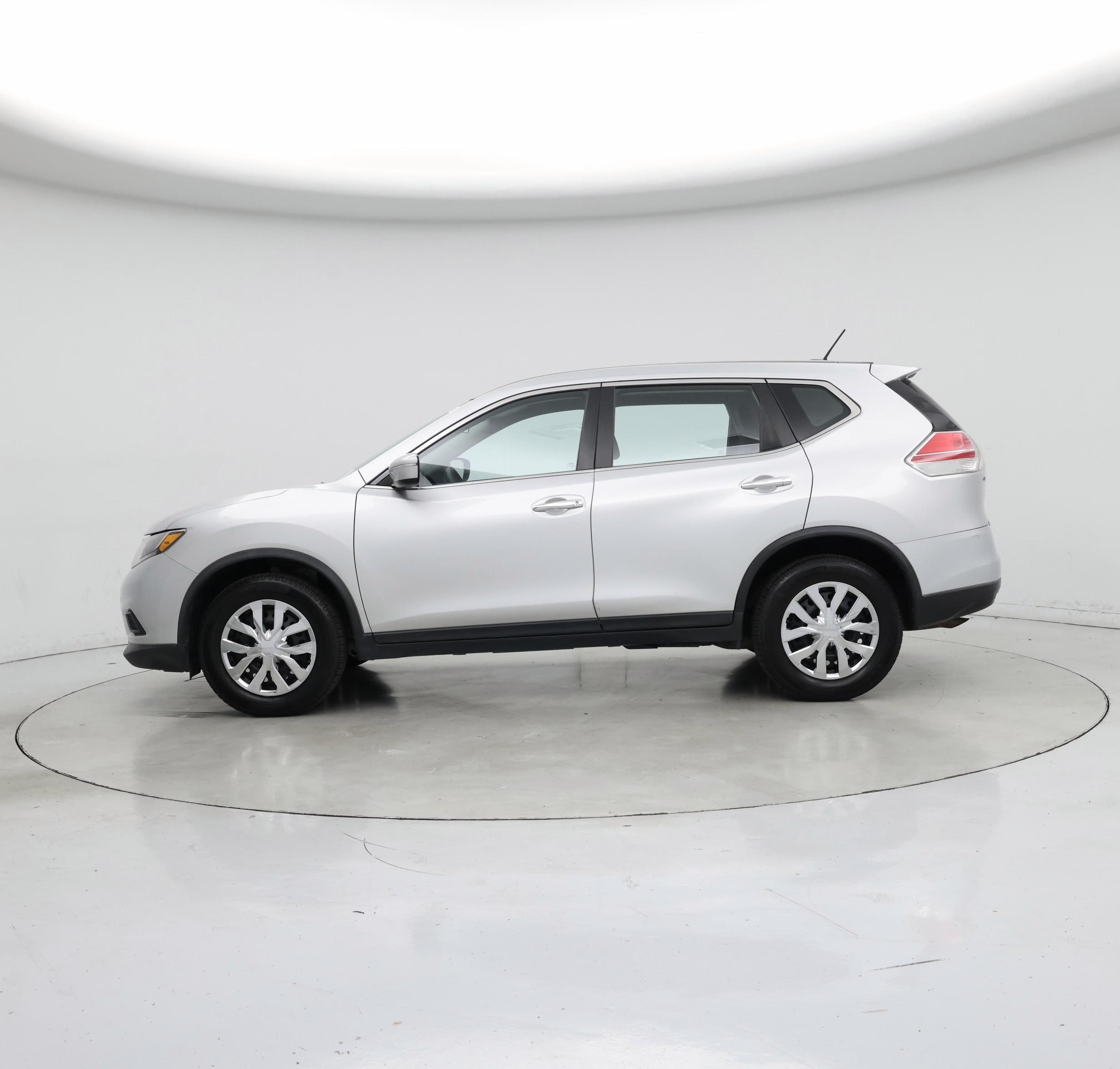 Thumbnail: 2015 Nissan Rogue - 3