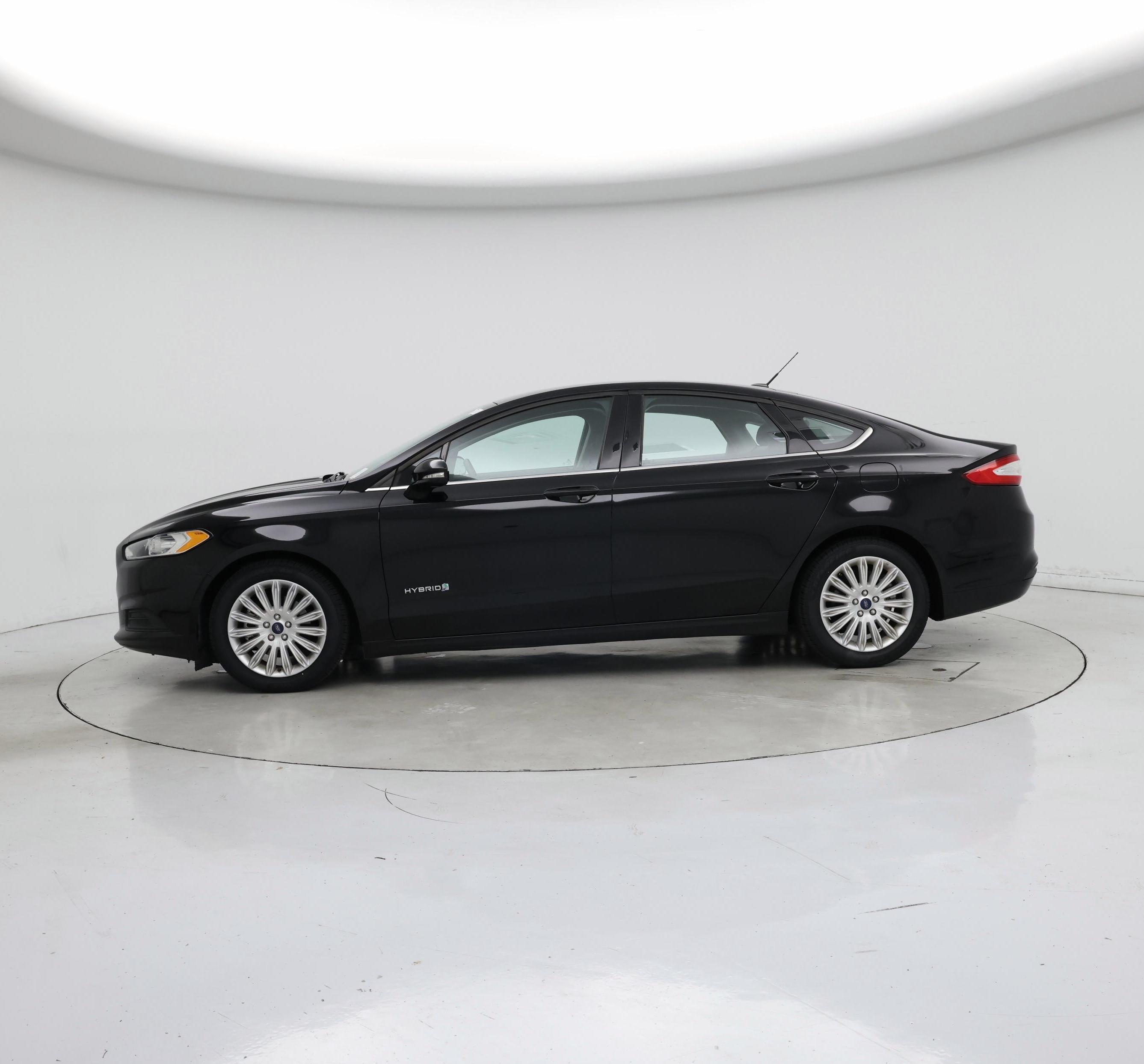 Thumbnail: 2016 Ford Fusion - 3