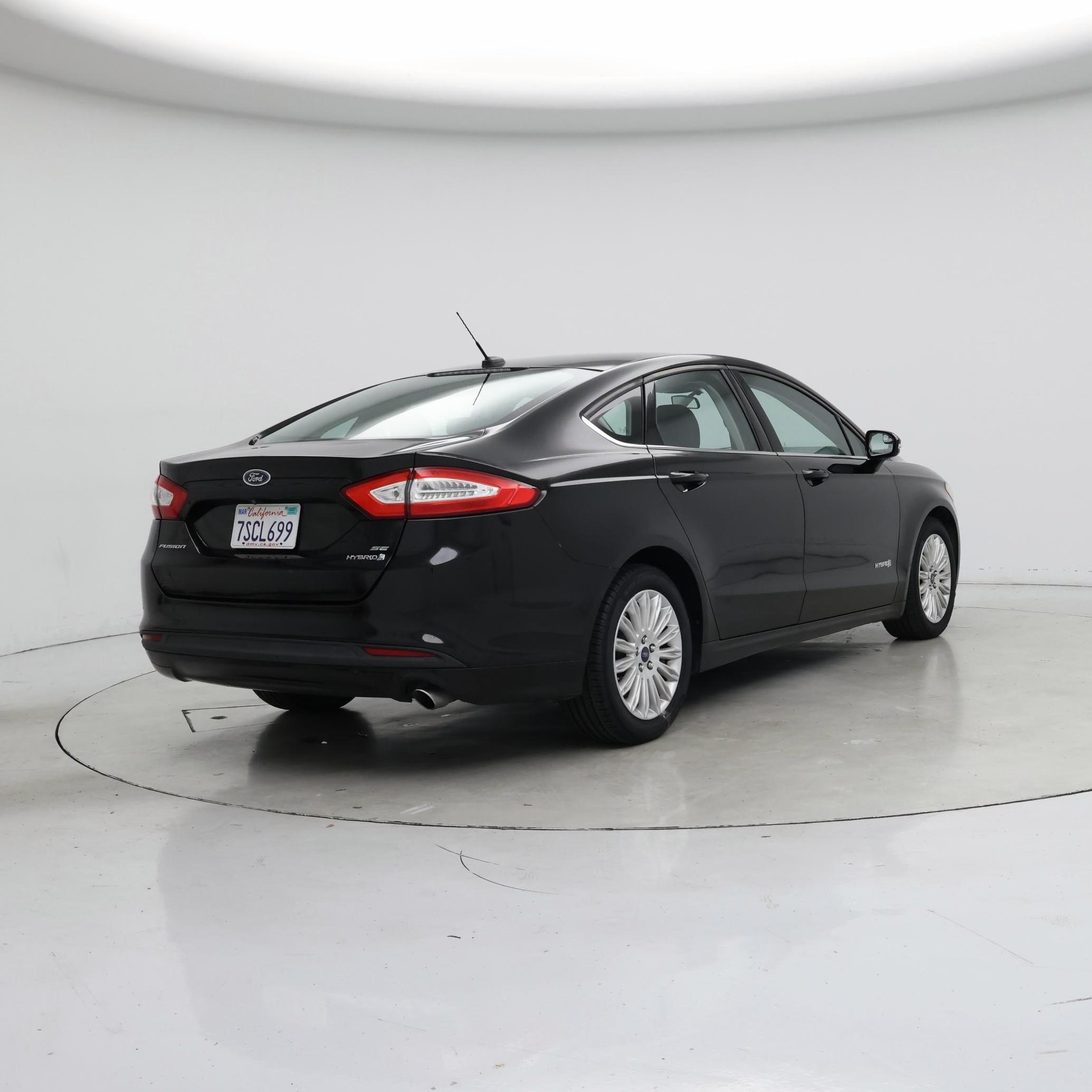 Thumbnail: 2016 Ford Fusion - 8