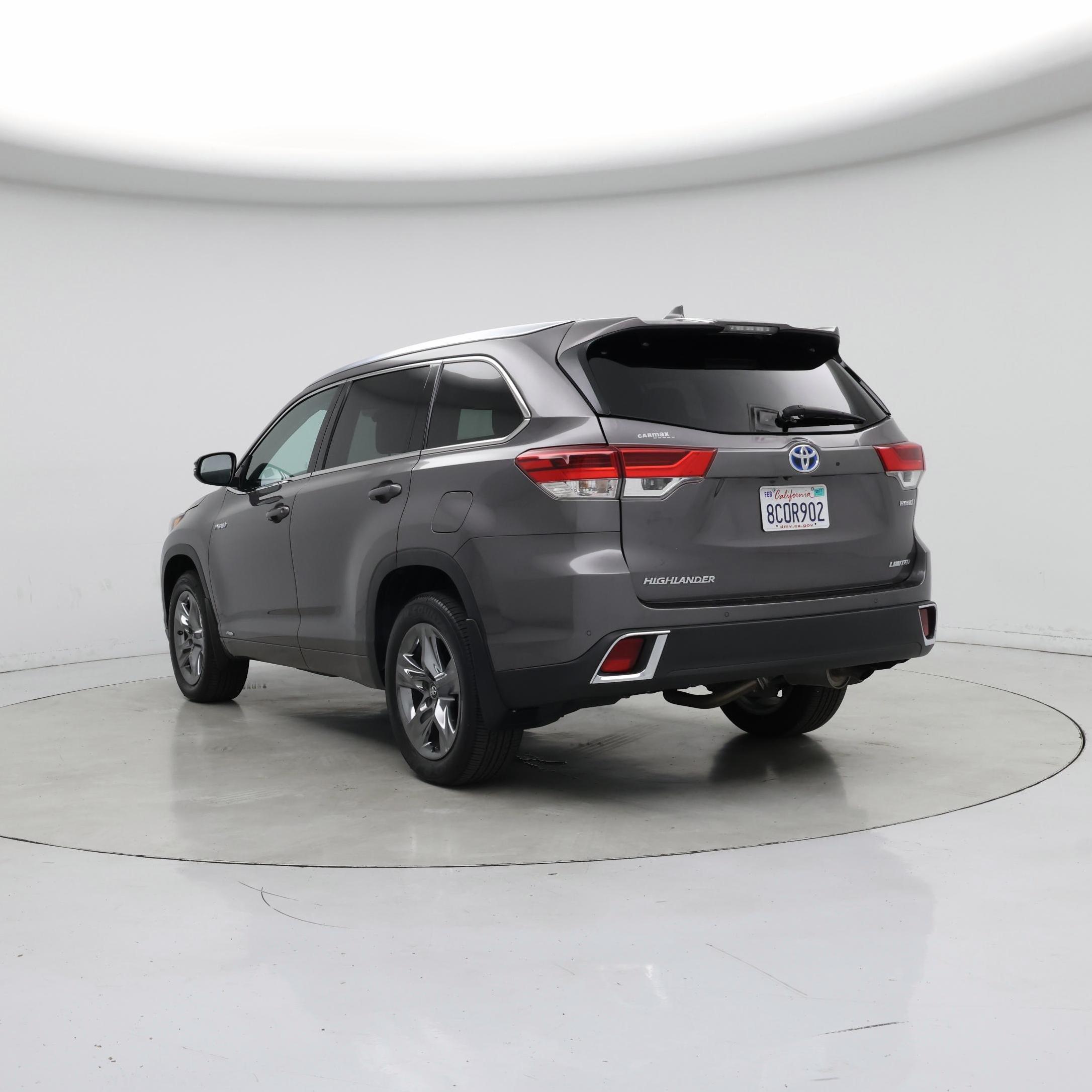 Thumbnail: 2018 Toyota Highlander - 2