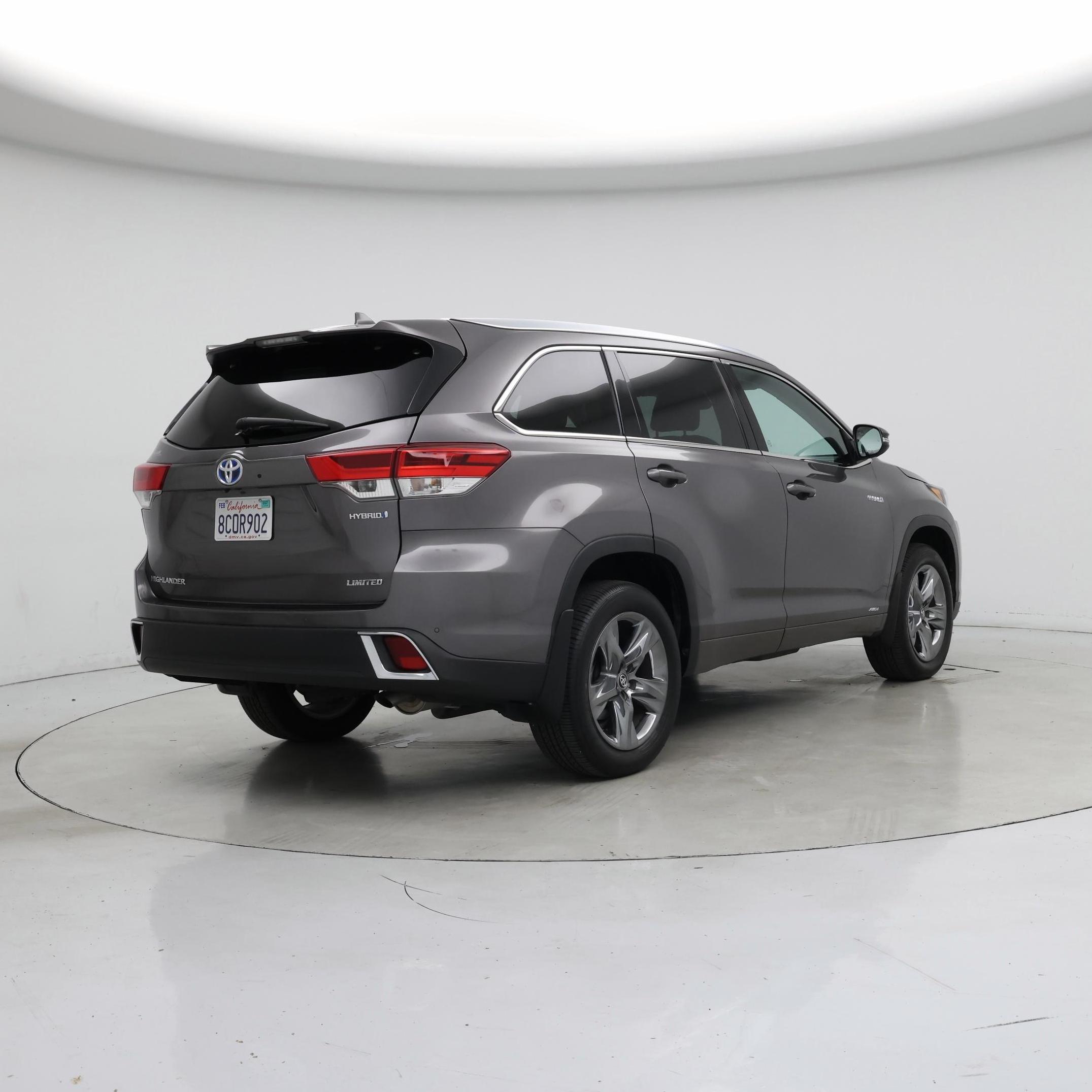 Thumbnail: 2018 Toyota Highlander - 8
