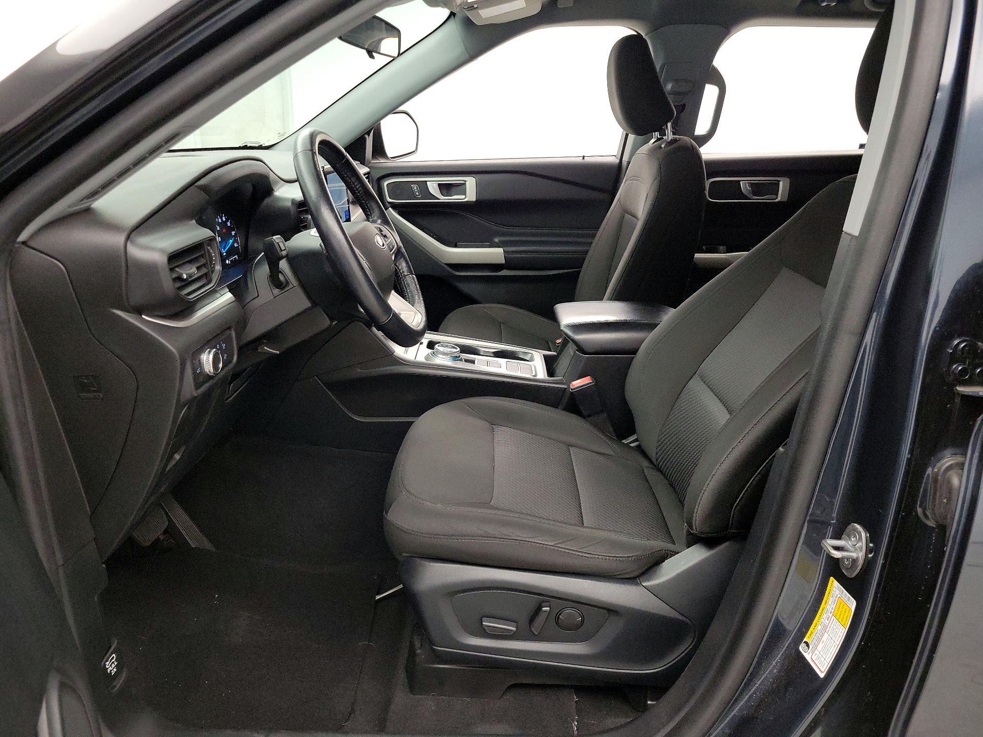 Thumbnail: 2022 Ford Explorer - 11