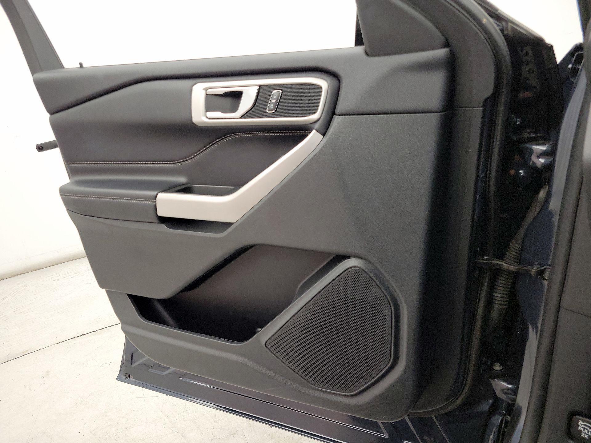 Thumbnail: 2022 Ford Explorer - 12