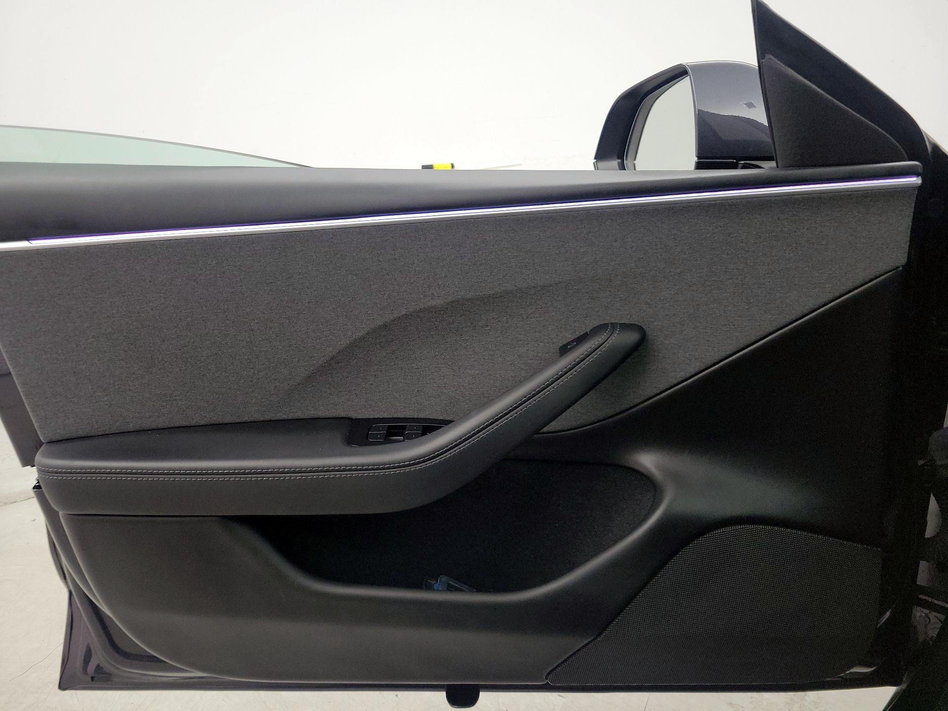 Thumbnail: 2024 Tesla Model 3 - 12