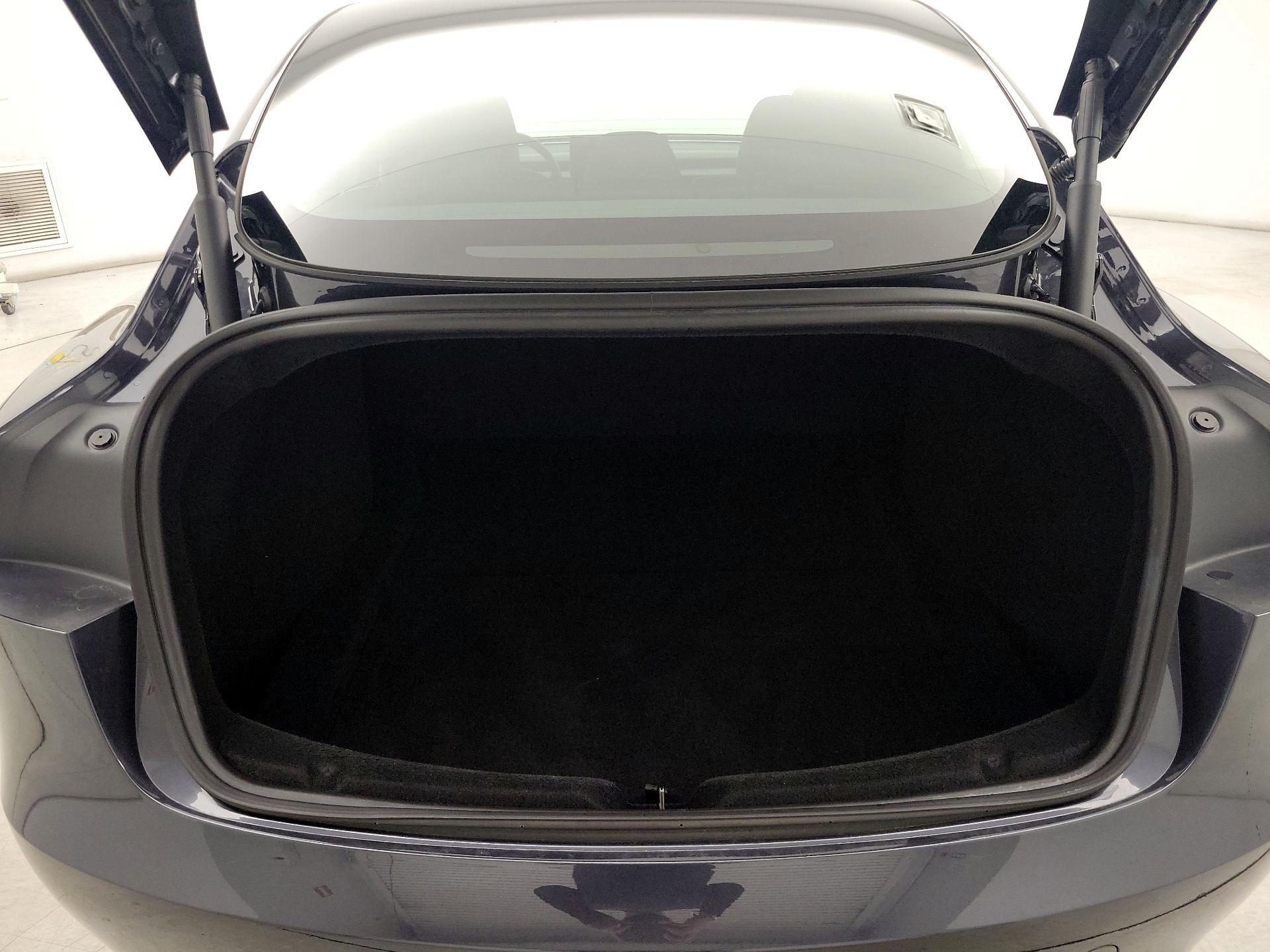 Thumbnail: 2024 Tesla Model 3 - 20