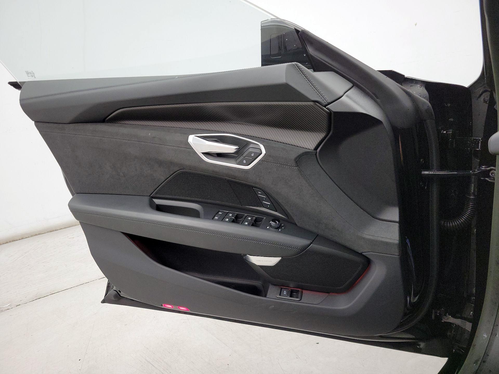 Thumbnail: 2023 Audi RS e-tron GT - 12