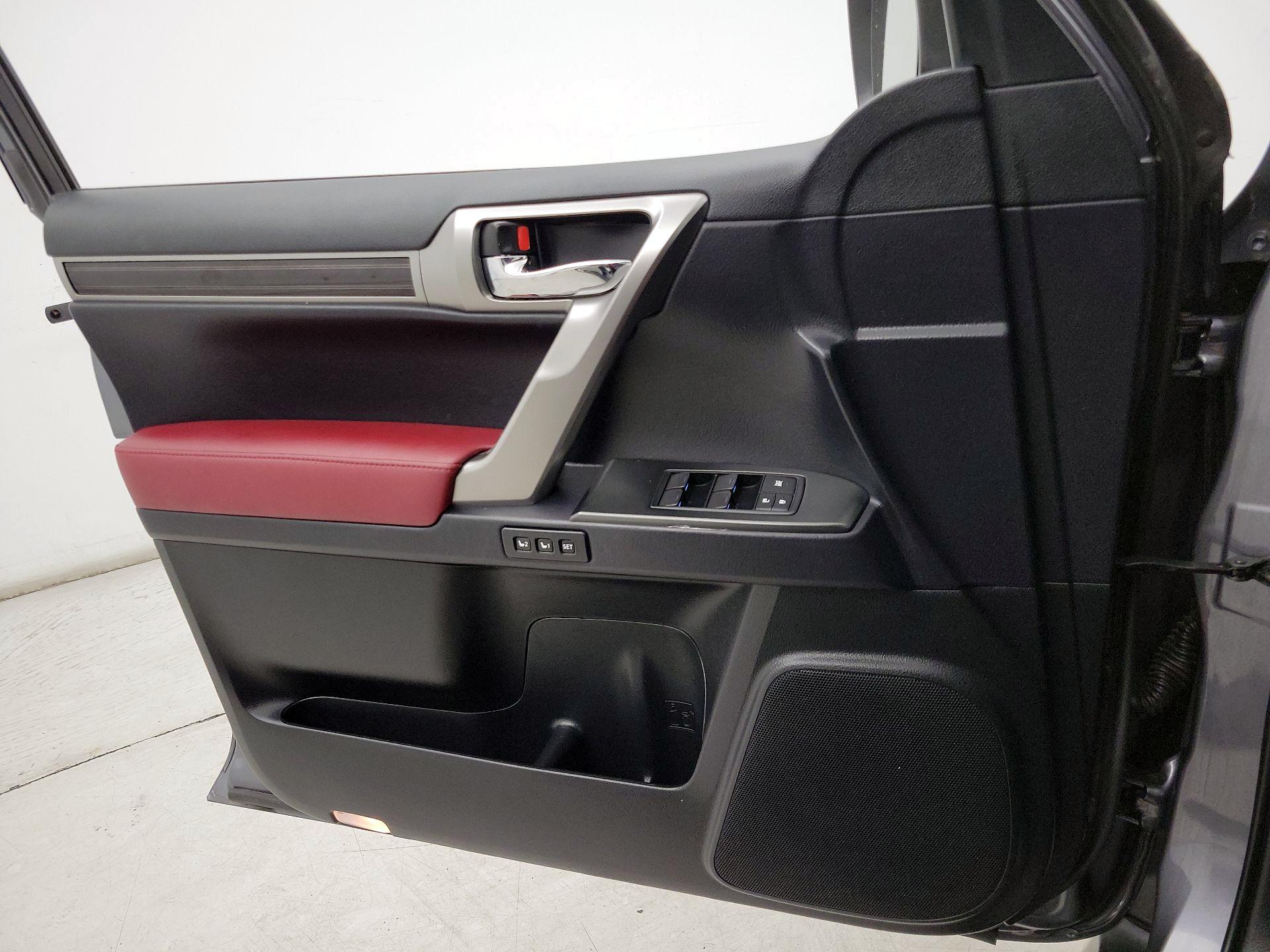 Thumbnail: 2023 Lexus GX - 12