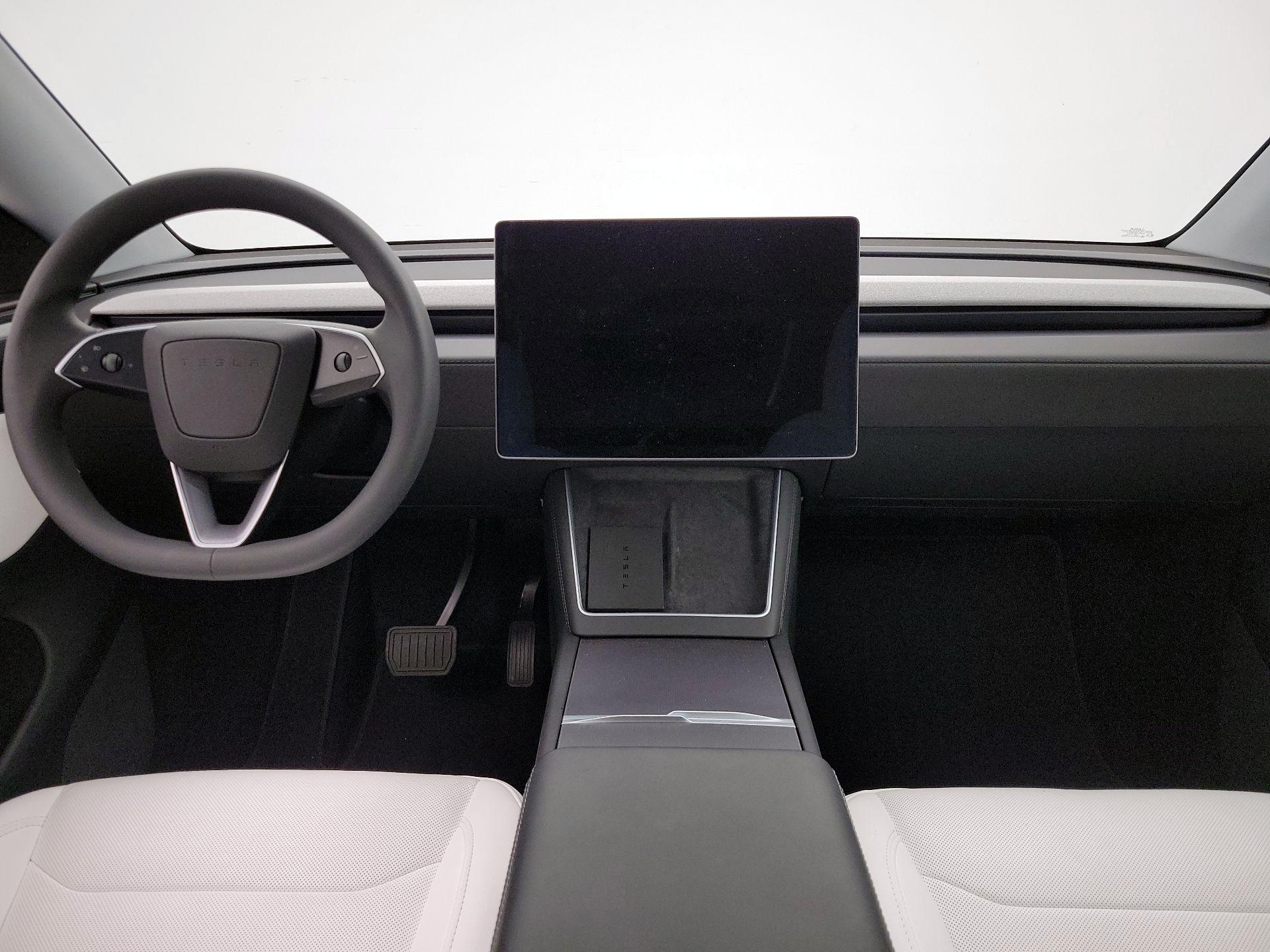 Thumbnail: 2026 Tesla Model Y - 9