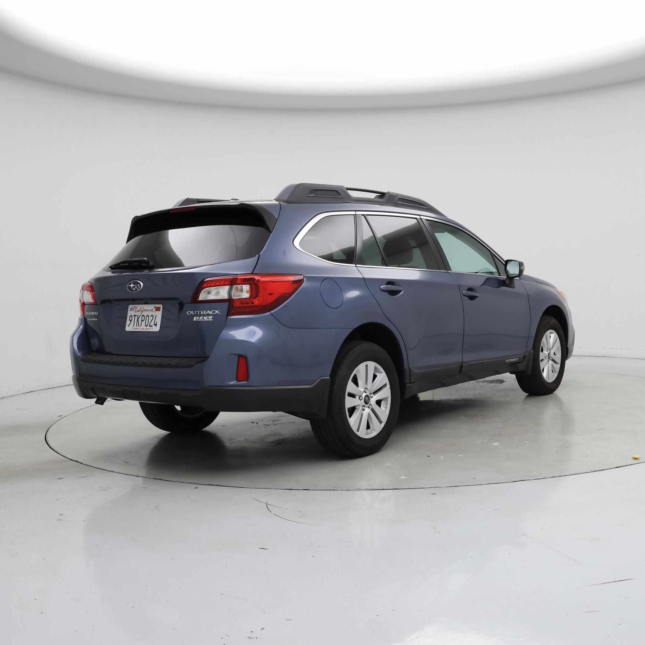 Thumbnail: 2015 Subaru Outback - 8