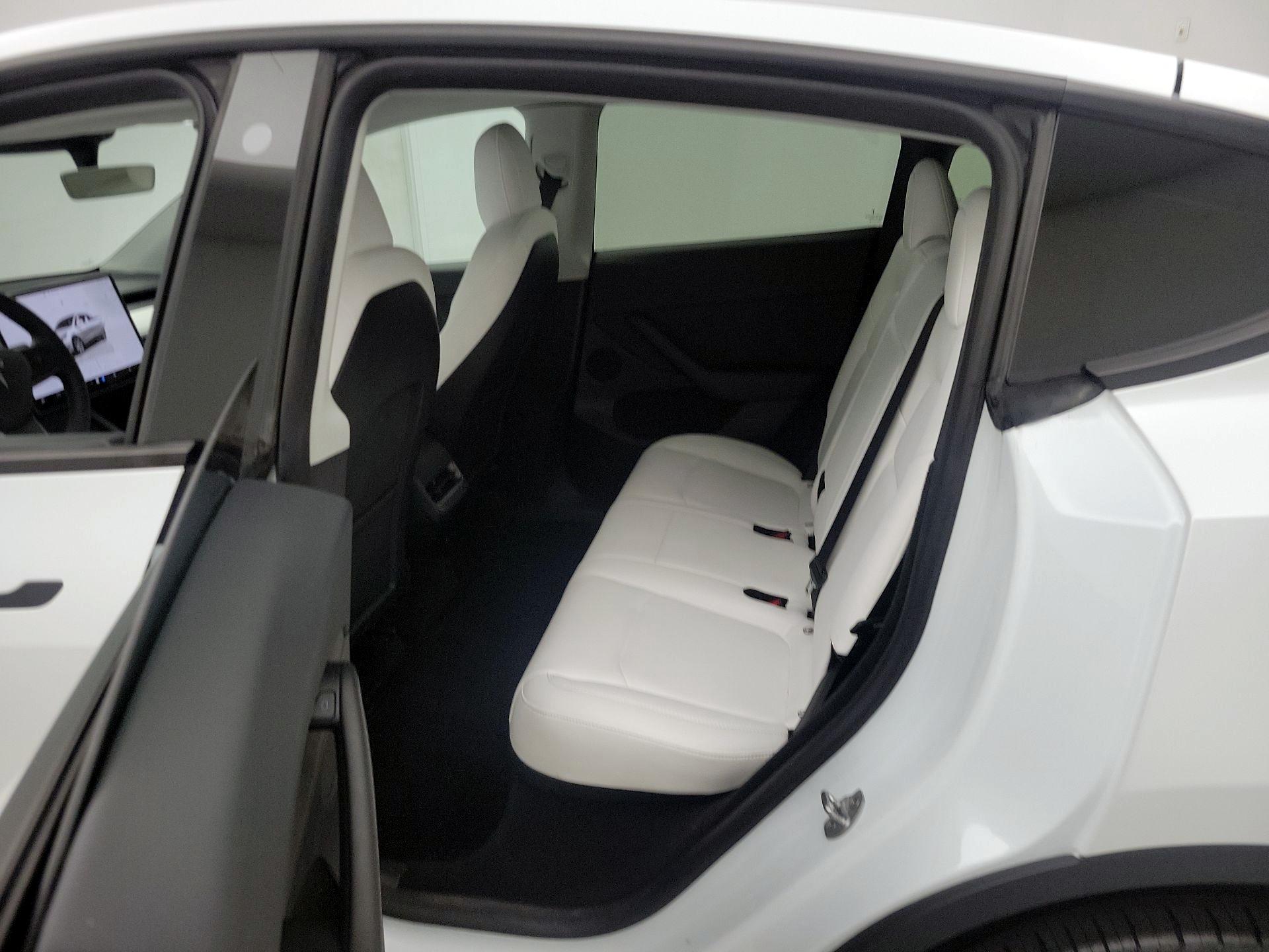 Thumbnail: 2023 Tesla Model Y - 19