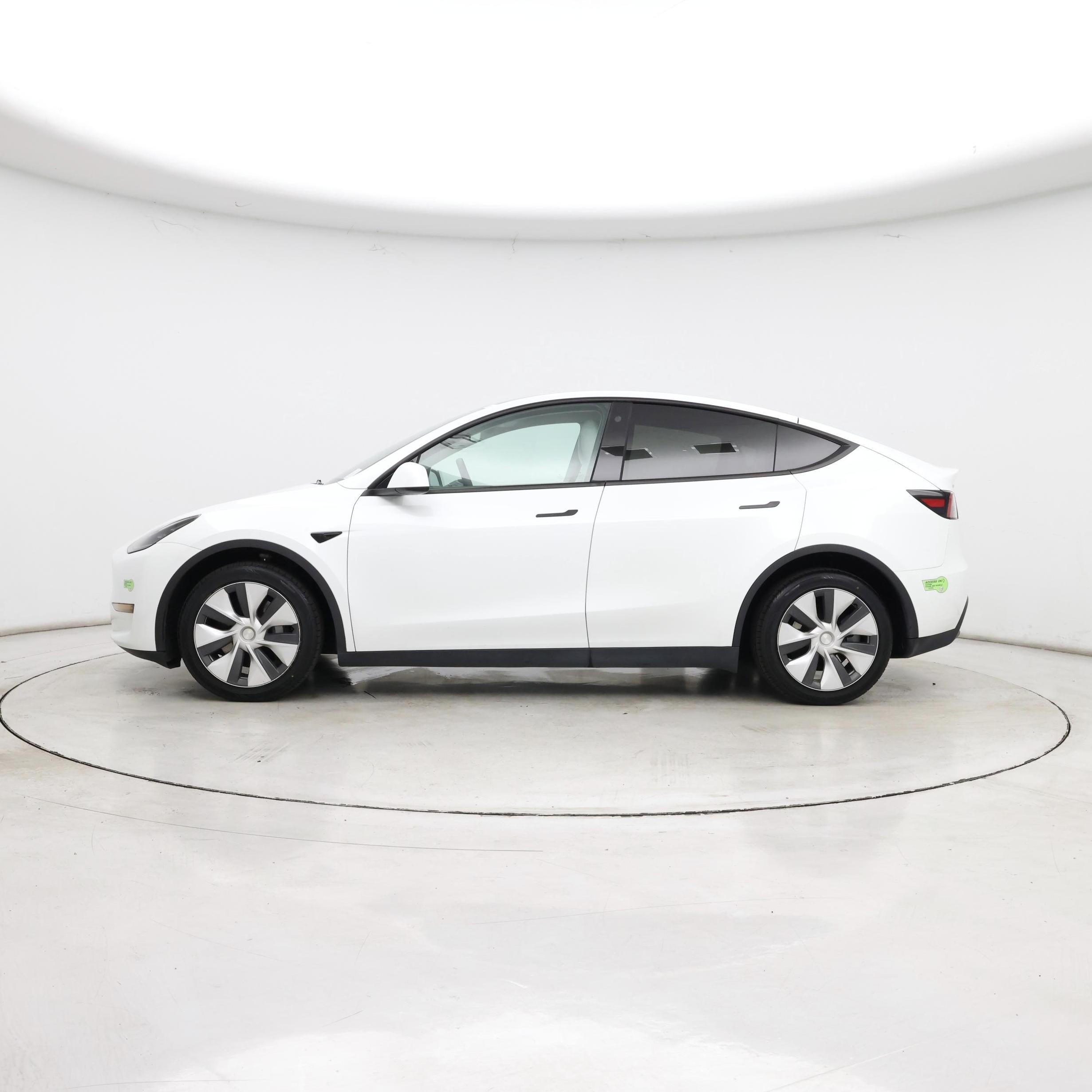 Thumbnail: 2023 Tesla Model Y - 3