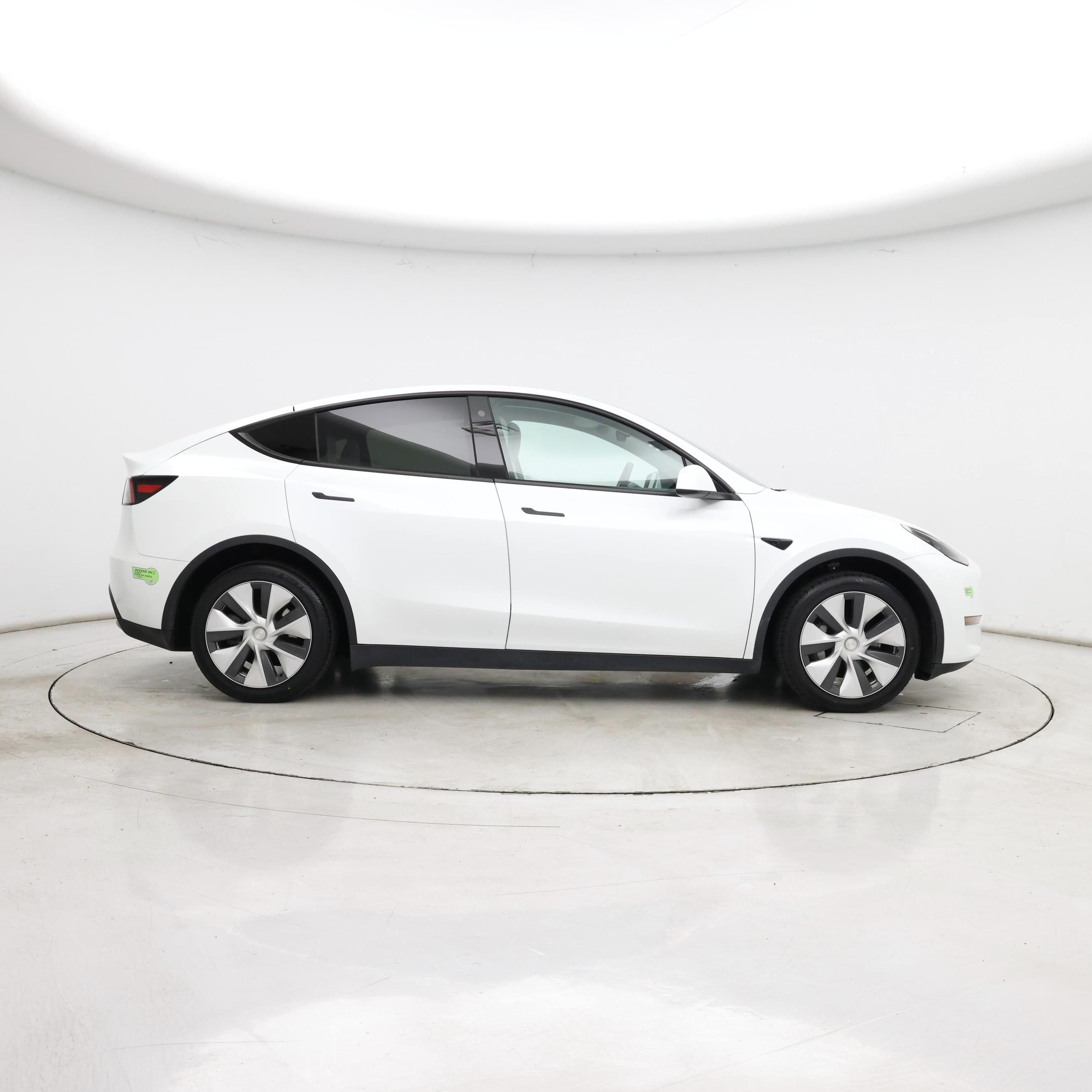 Thumbnail: 2023 Tesla Model Y - 7