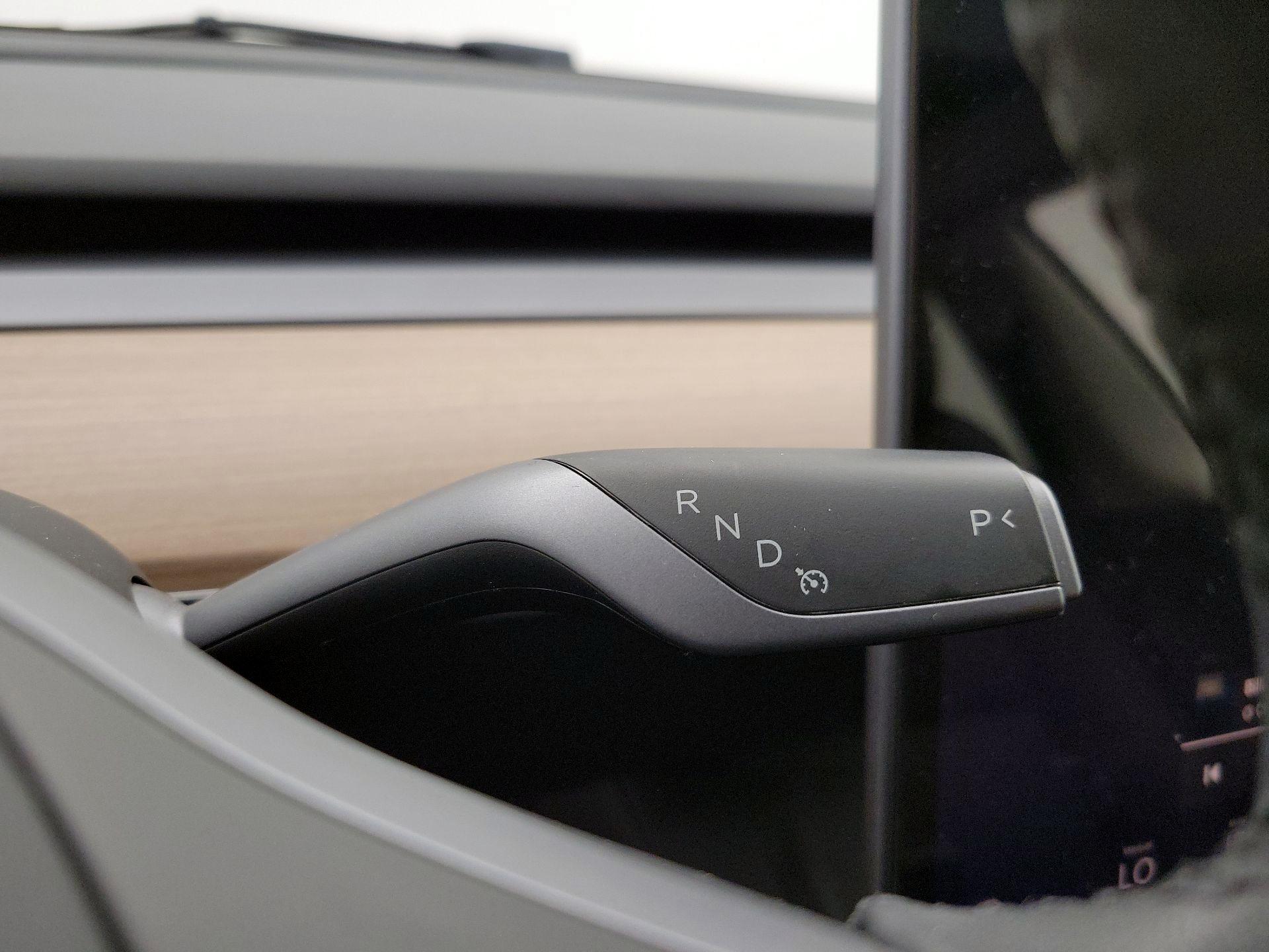 Thumbnail: 2023 Tesla Model 3 - 17
