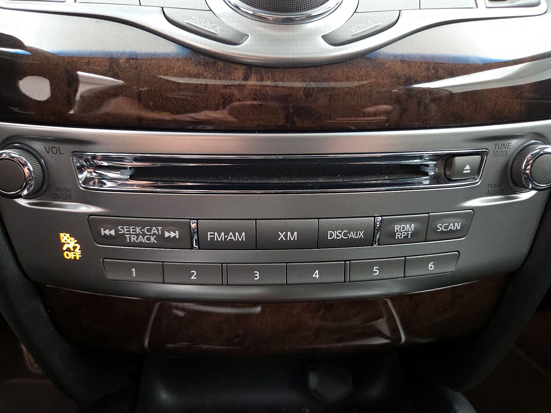 Thumbnail: 2015 INFINITI QX60 - 16