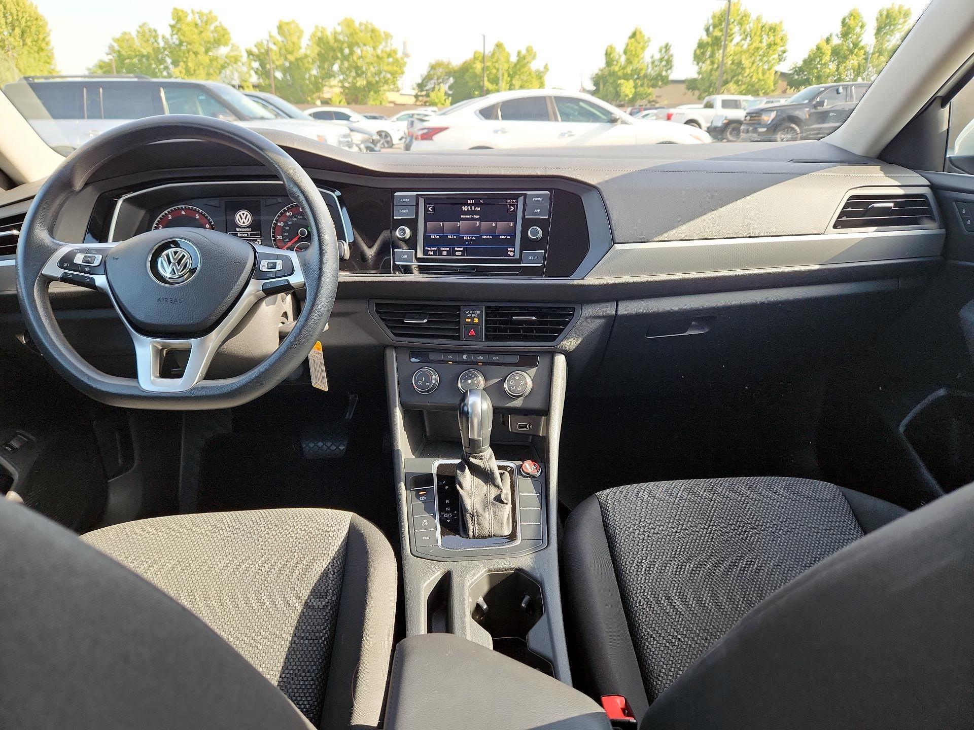 Thumbnail: 2019 Volkswagen Jetta - 8
