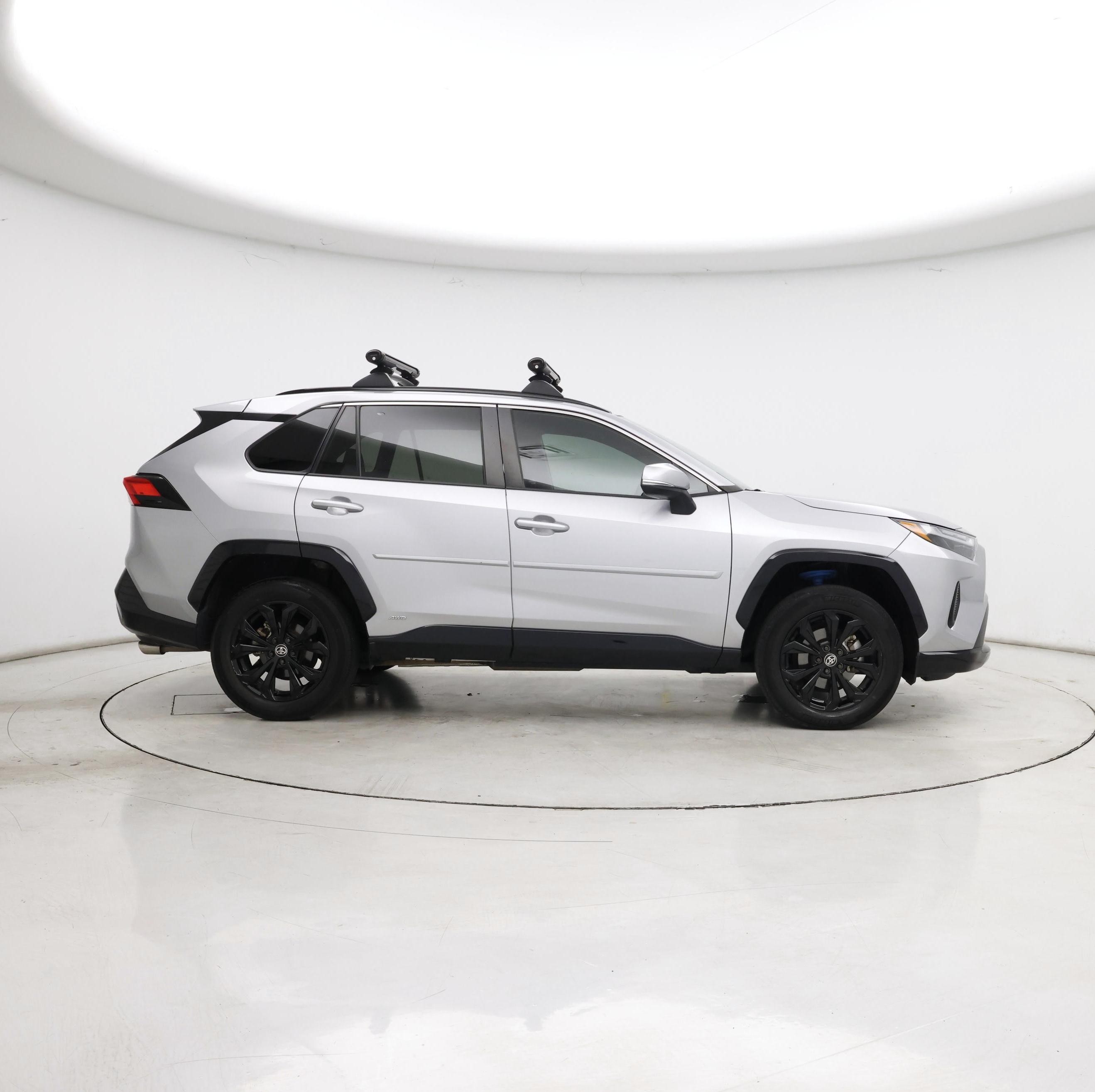 Thumbnail: 2022 Toyota RAV4 - 7