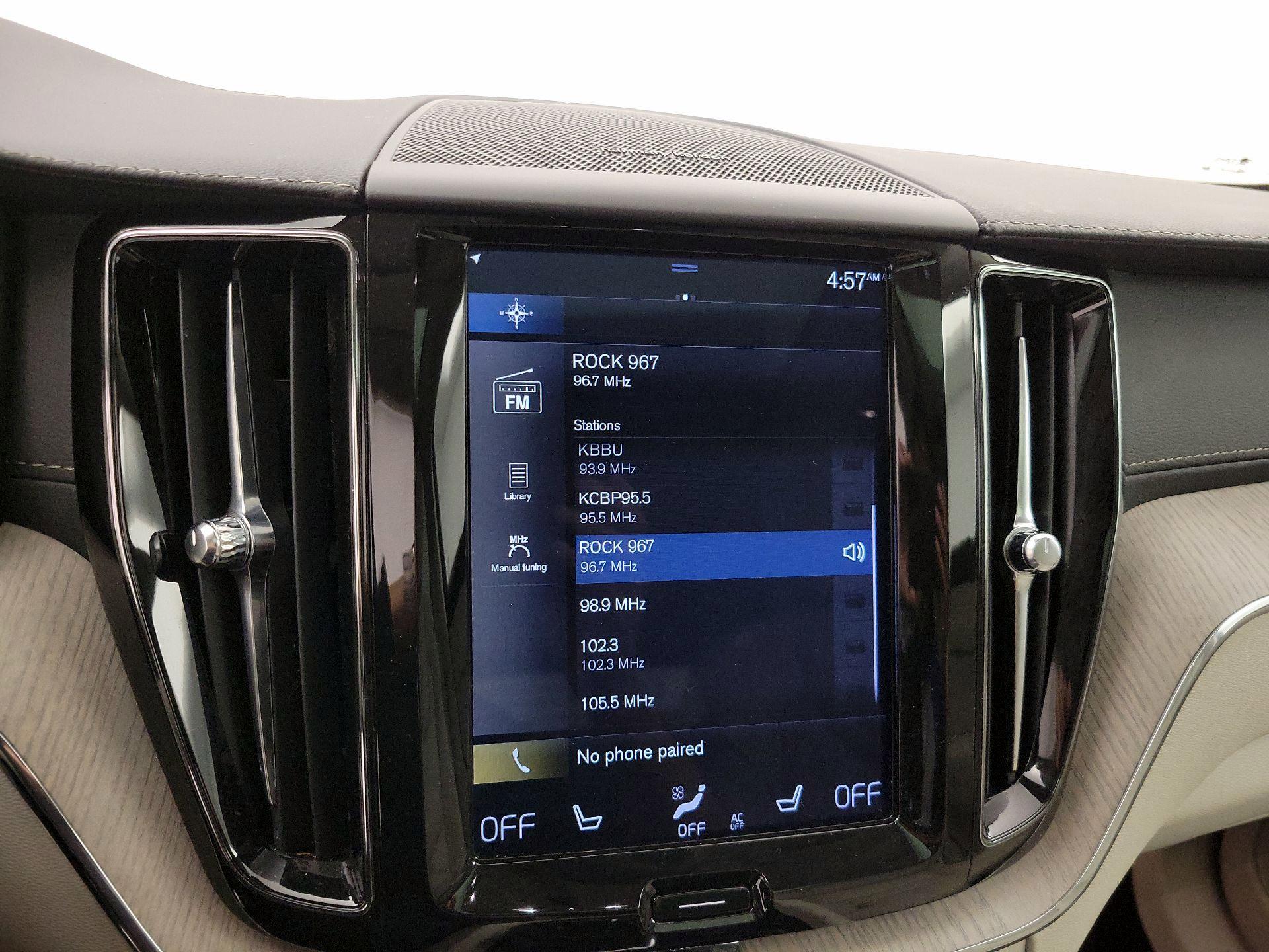 Thumbnail: 2020 Volvo XC60 - 16