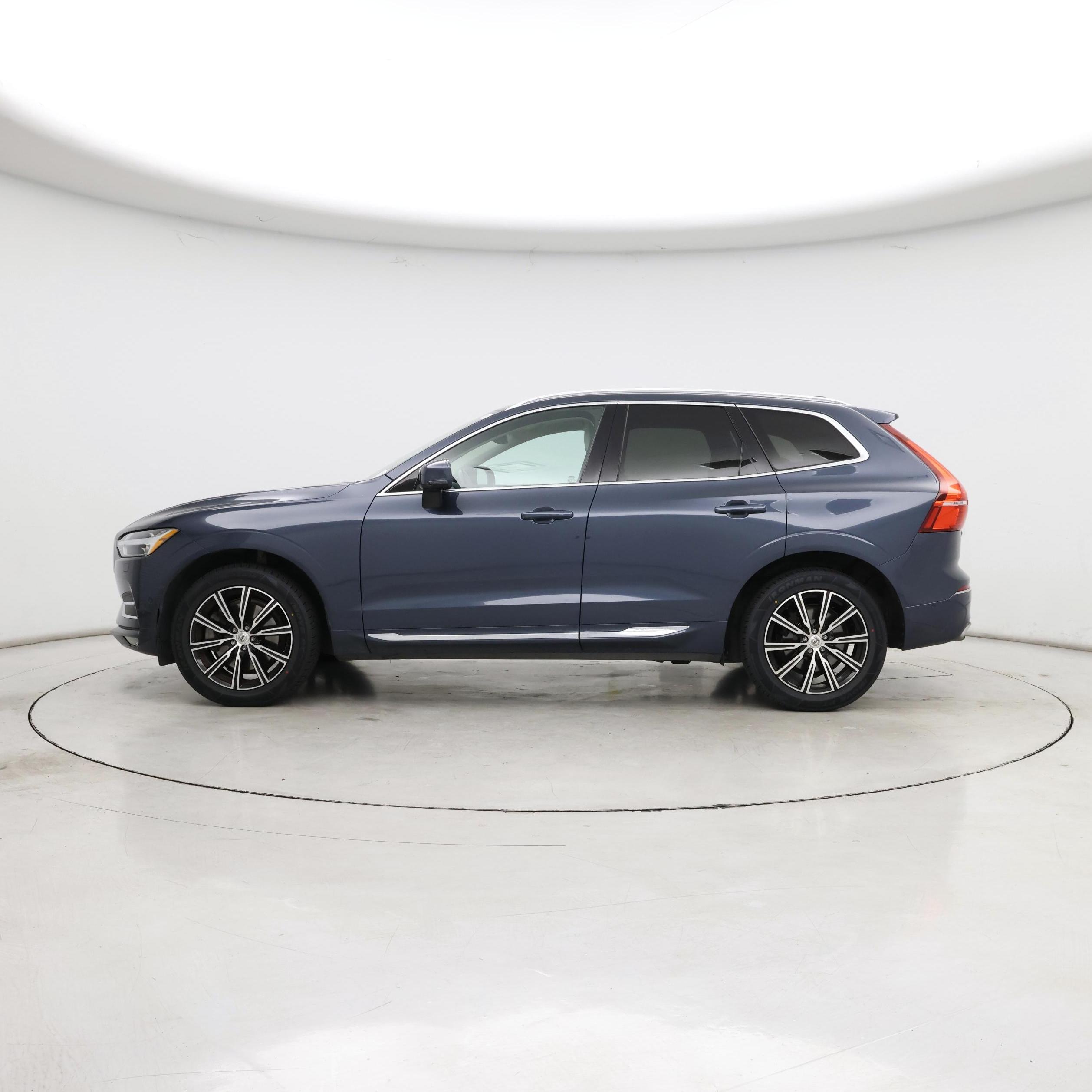 Thumbnail: 2020 Volvo XC60 - 3