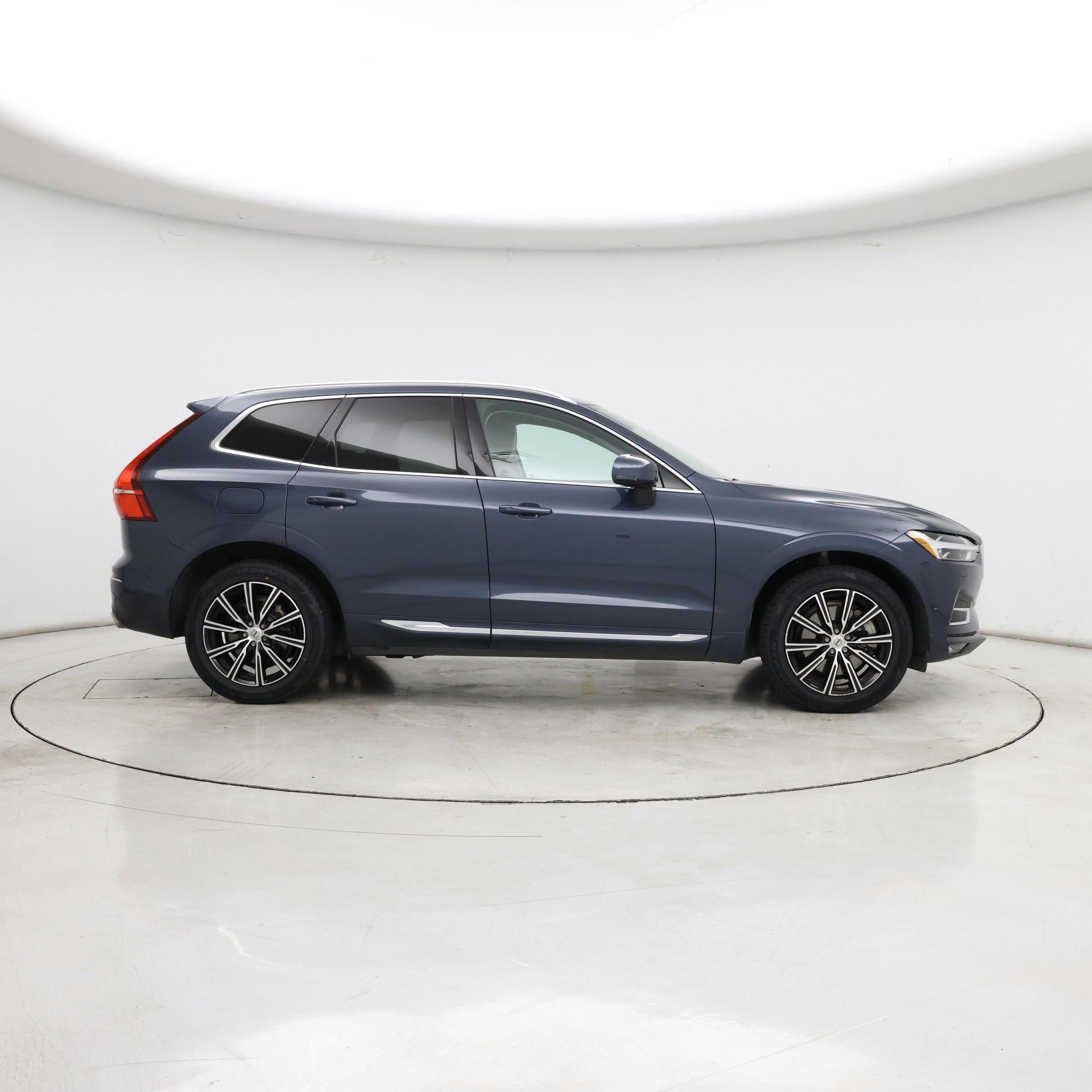 Thumbnail: 2020 Volvo XC60 - 7