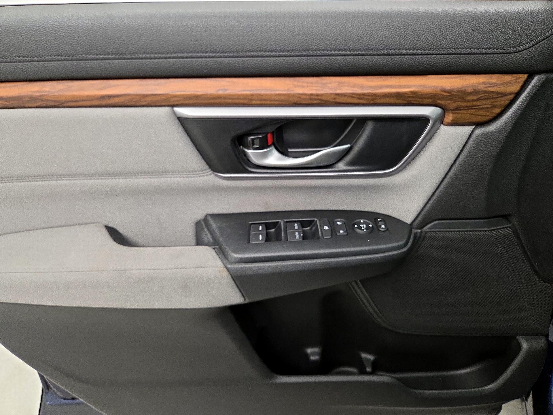 Thumbnail: 2018 Honda CR-V - 12
