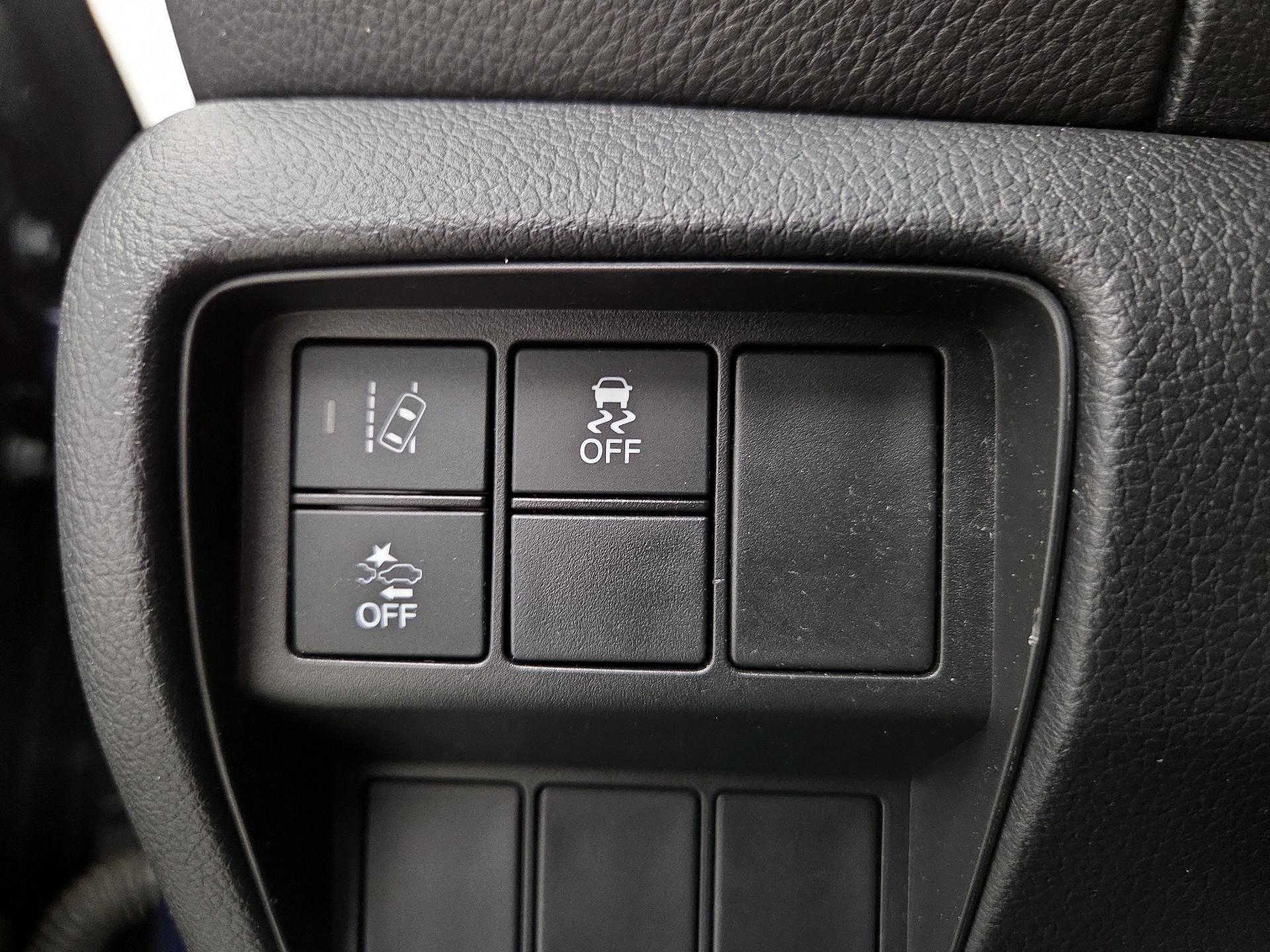 Thumbnail: 2018 Honda CR-V - 13