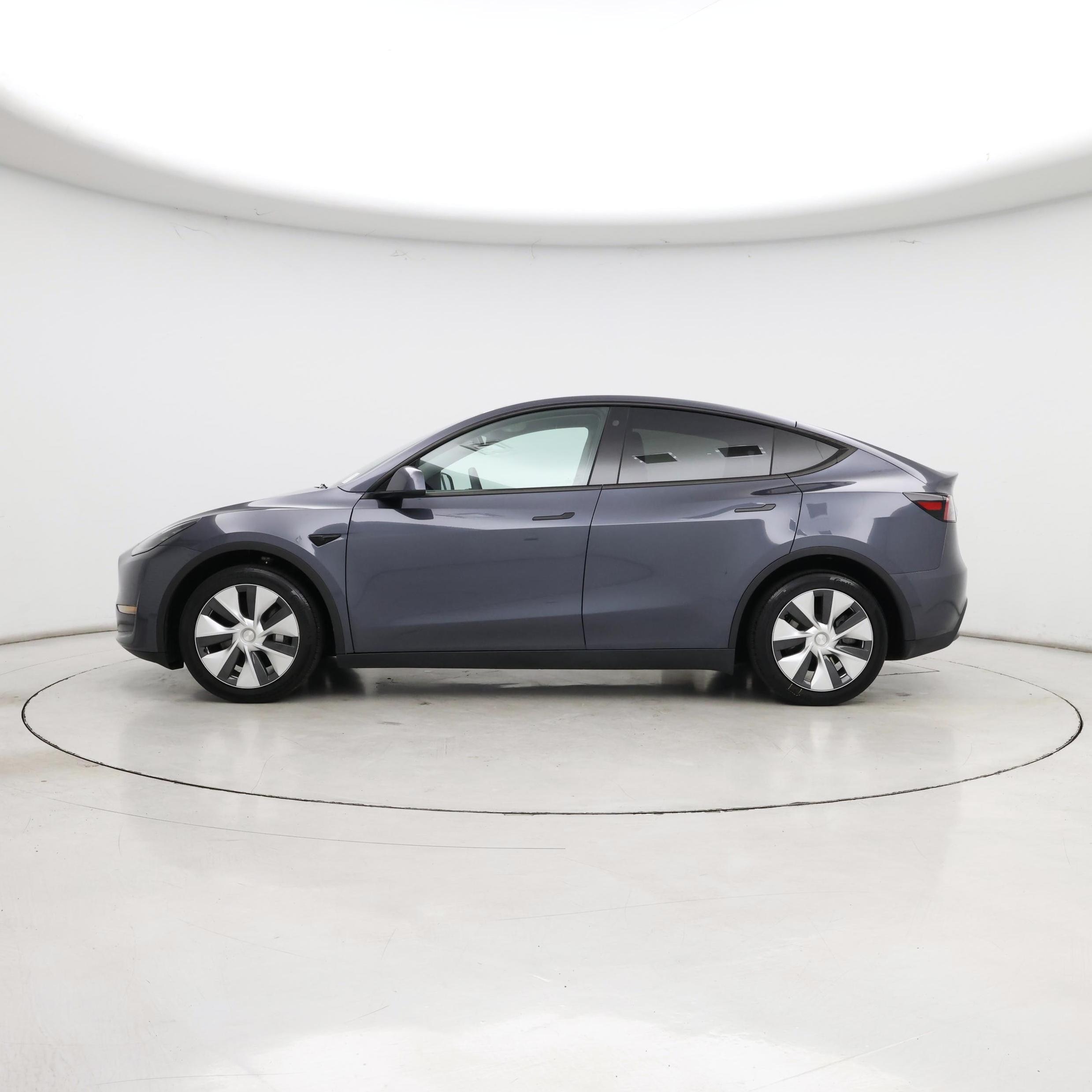 Thumbnail: 2023 Tesla Model Y - 3