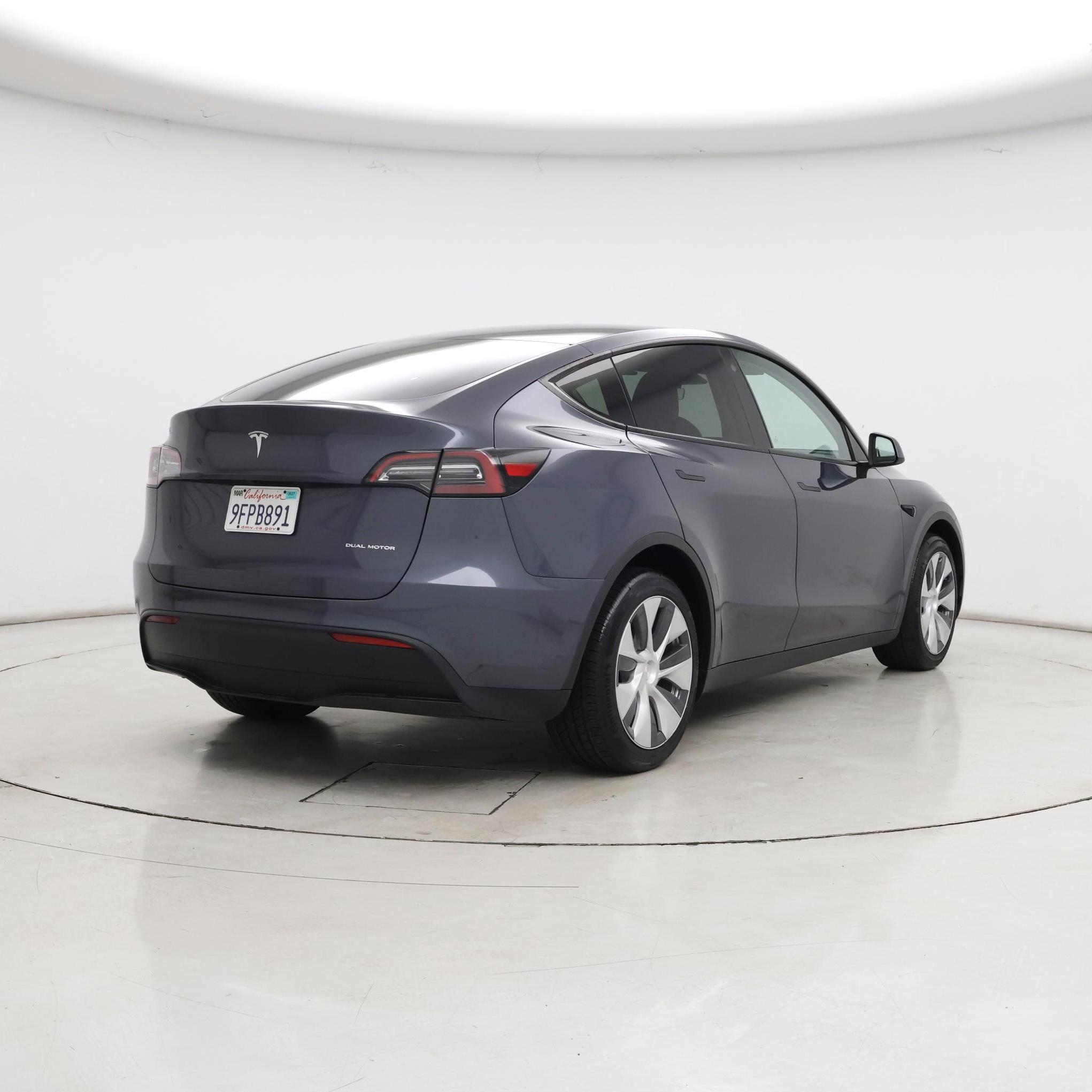 Thumbnail: 2023 Tesla Model Y - 8