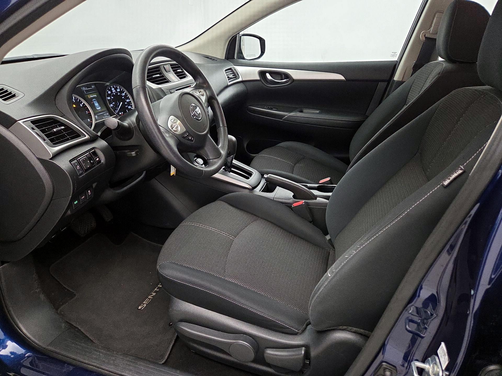 Thumbnail: 2018 Nissan Sentra - 11