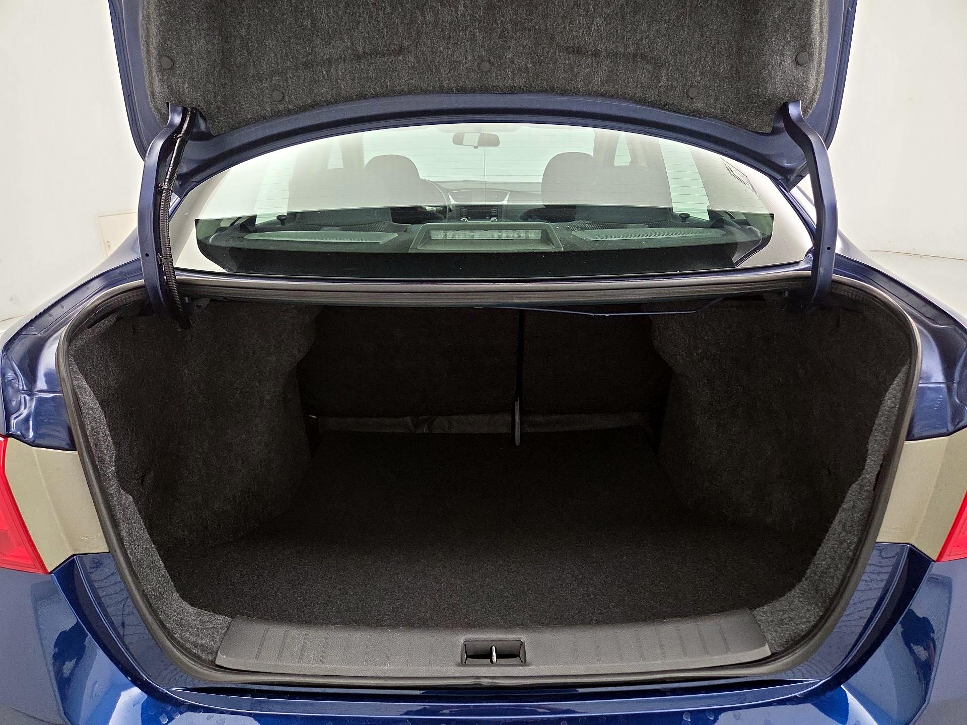 Thumbnail: 2018 Nissan Sentra - 19