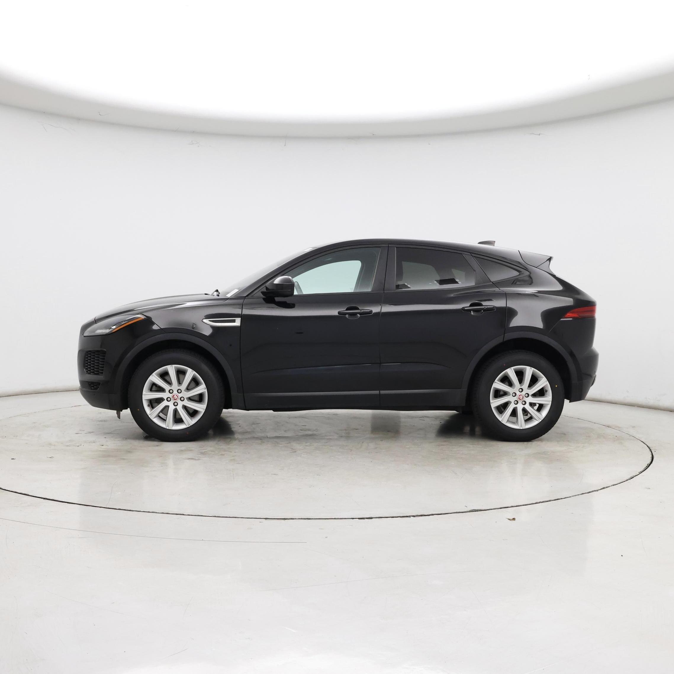 Thumbnail: 2020 Jaguar E-Pace - 3