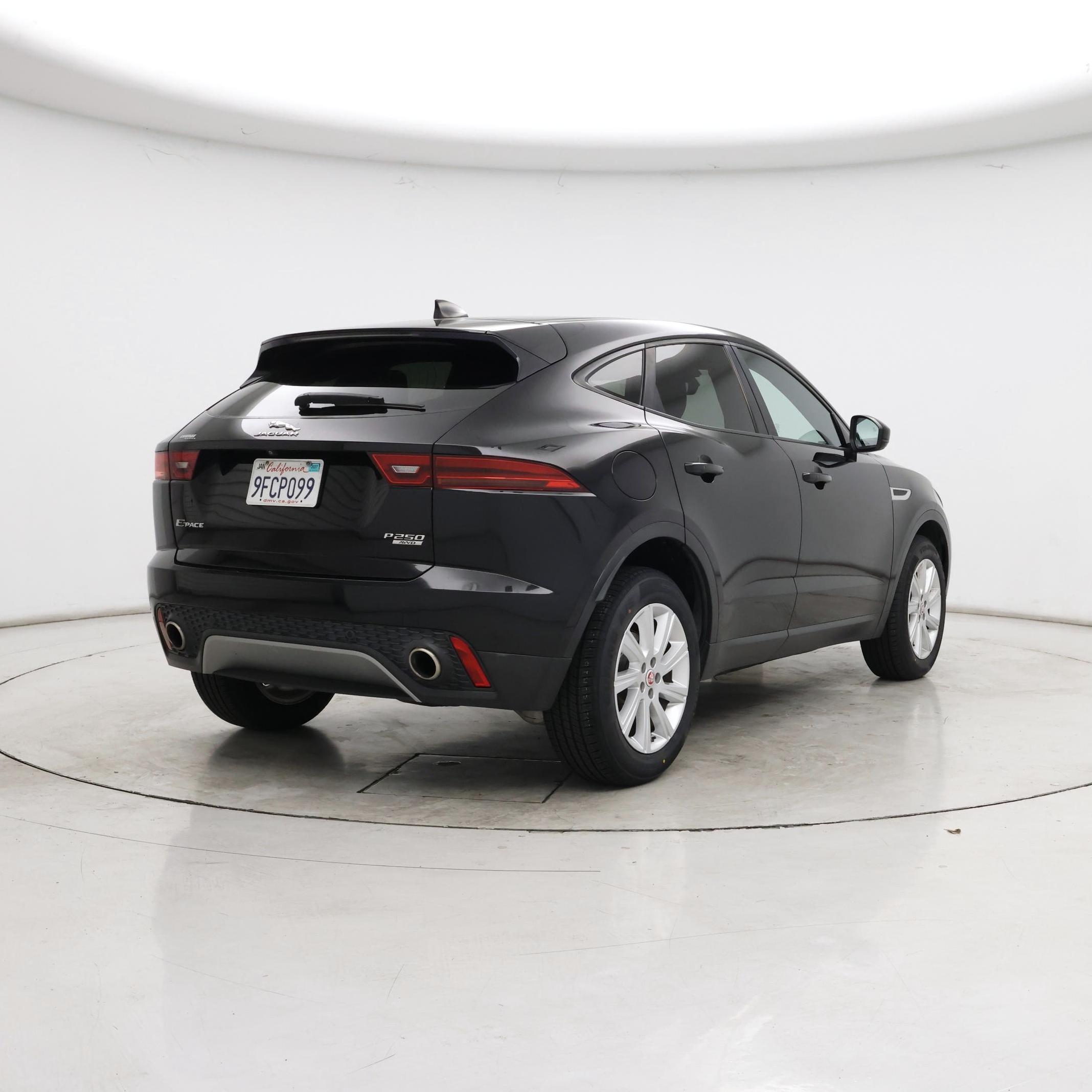 Thumbnail: 2020 Jaguar E-Pace - 8