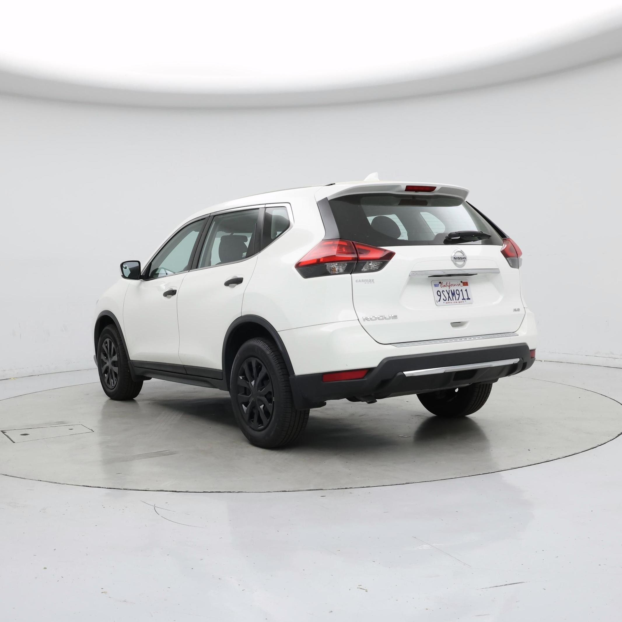 Thumbnail: 2017 Nissan Rogue - 2