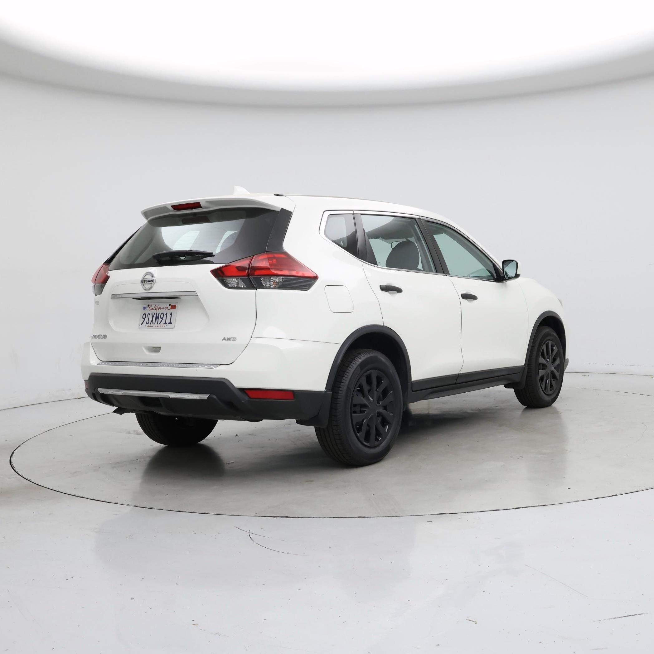 Thumbnail: 2017 Nissan Rogue - 8