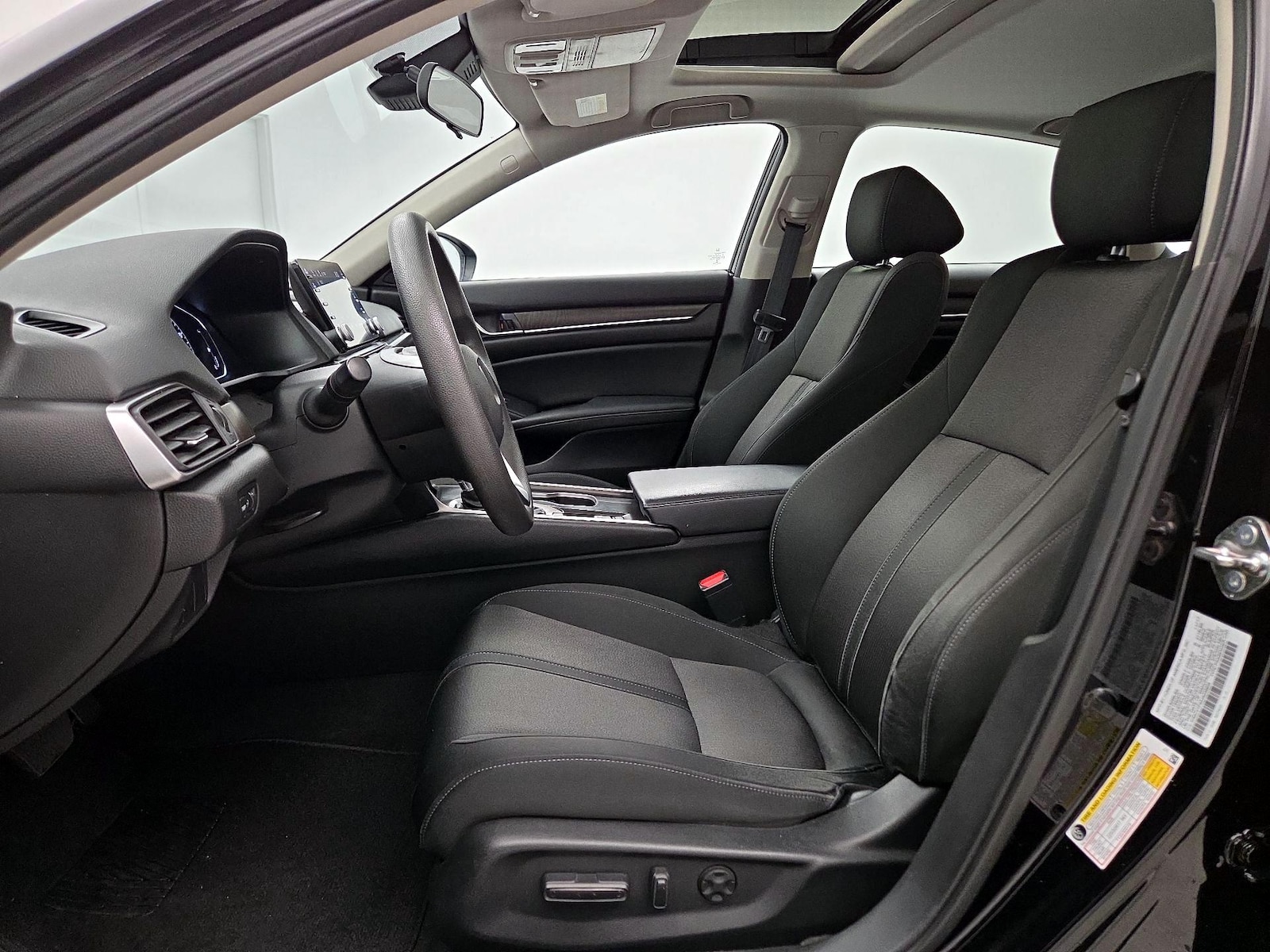 2018 Honda Accord EX - Photo 12