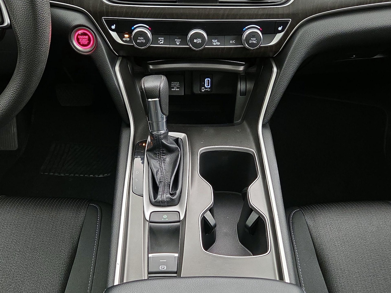 2018 Honda Accord EX - Photo 18