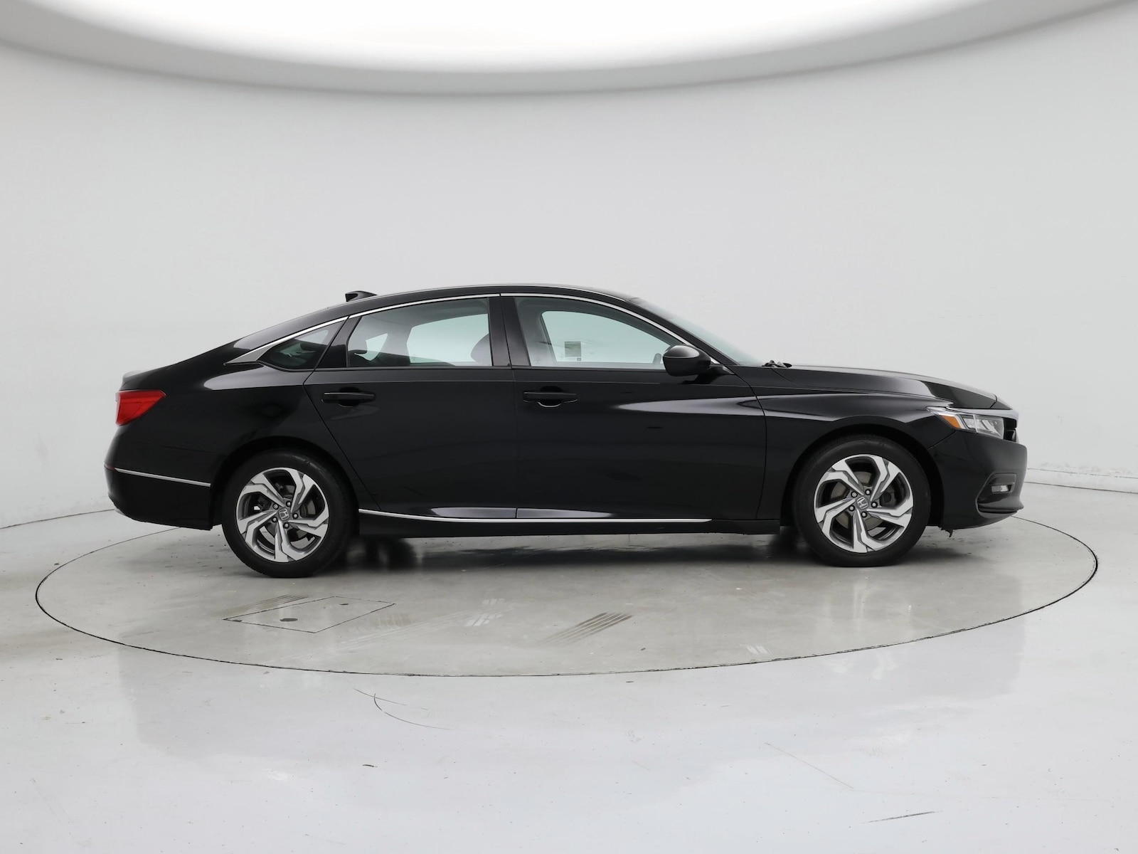 2018 Honda Accord EX - Photo 8