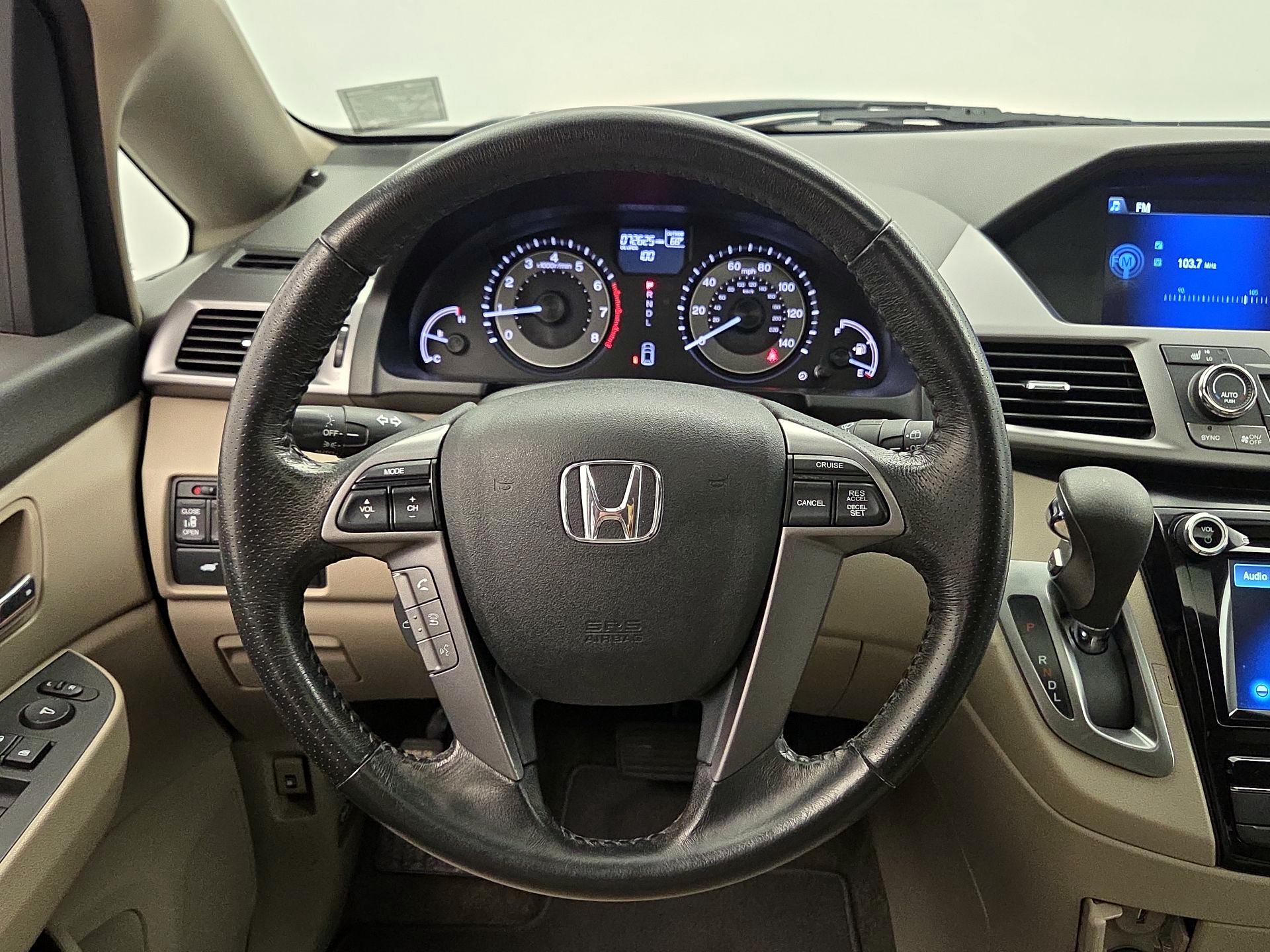 Thumbnail: 2014 Honda Odyssey - 10