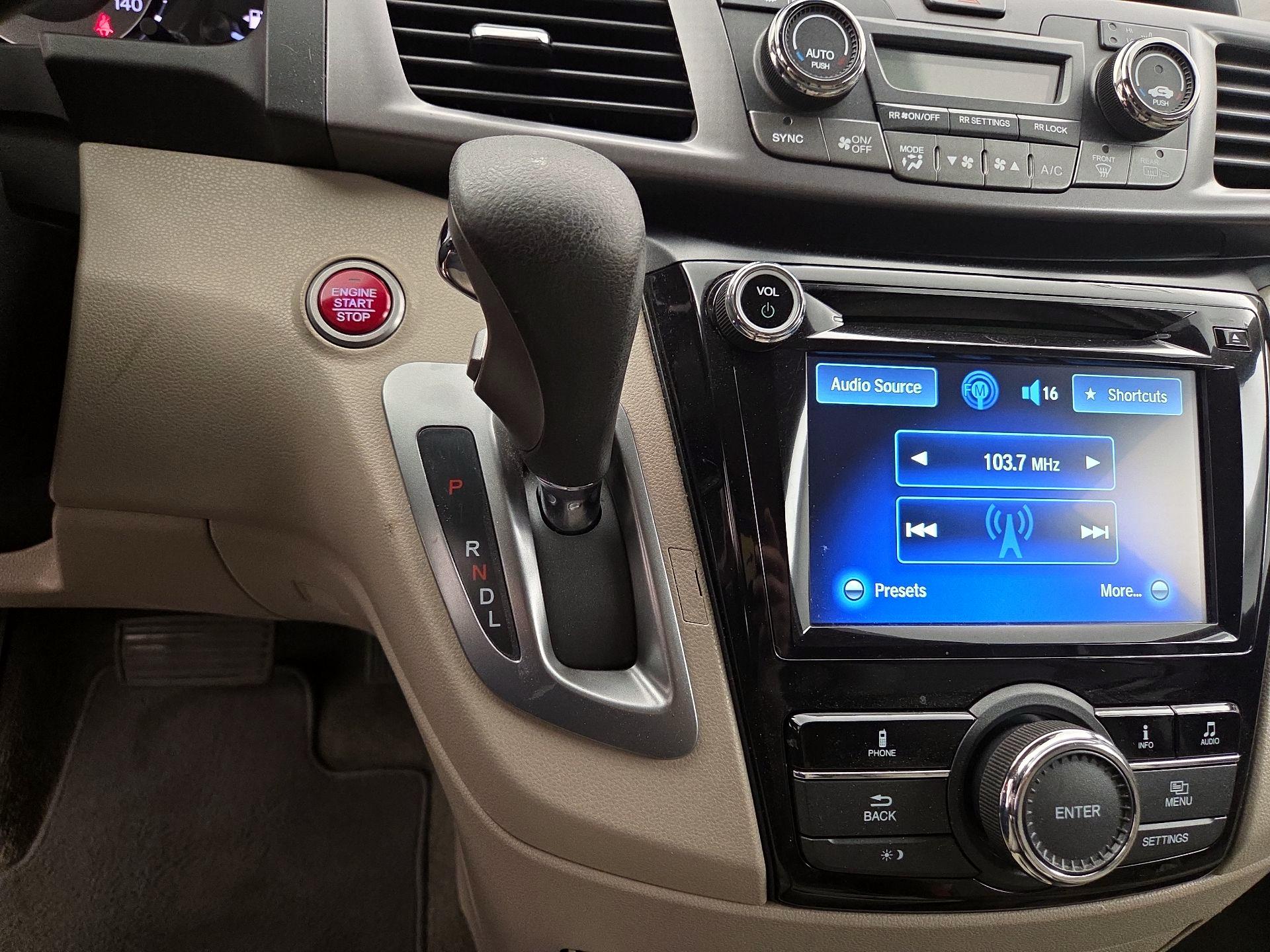 Thumbnail: 2014 Honda Odyssey - 17