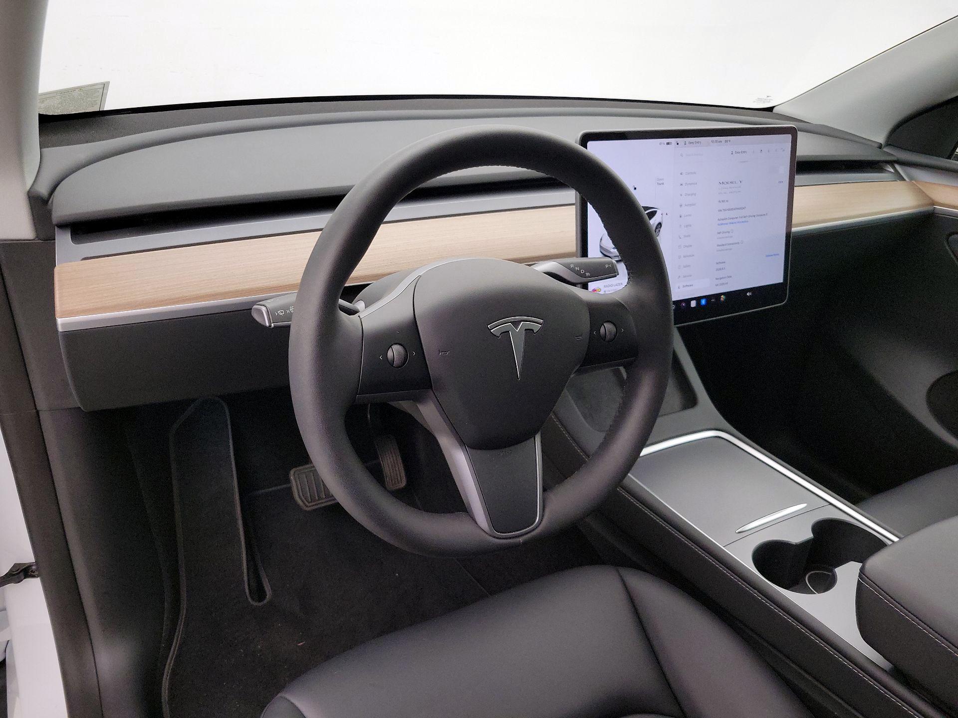Thumbnail: 2023 Tesla Model Y - 9