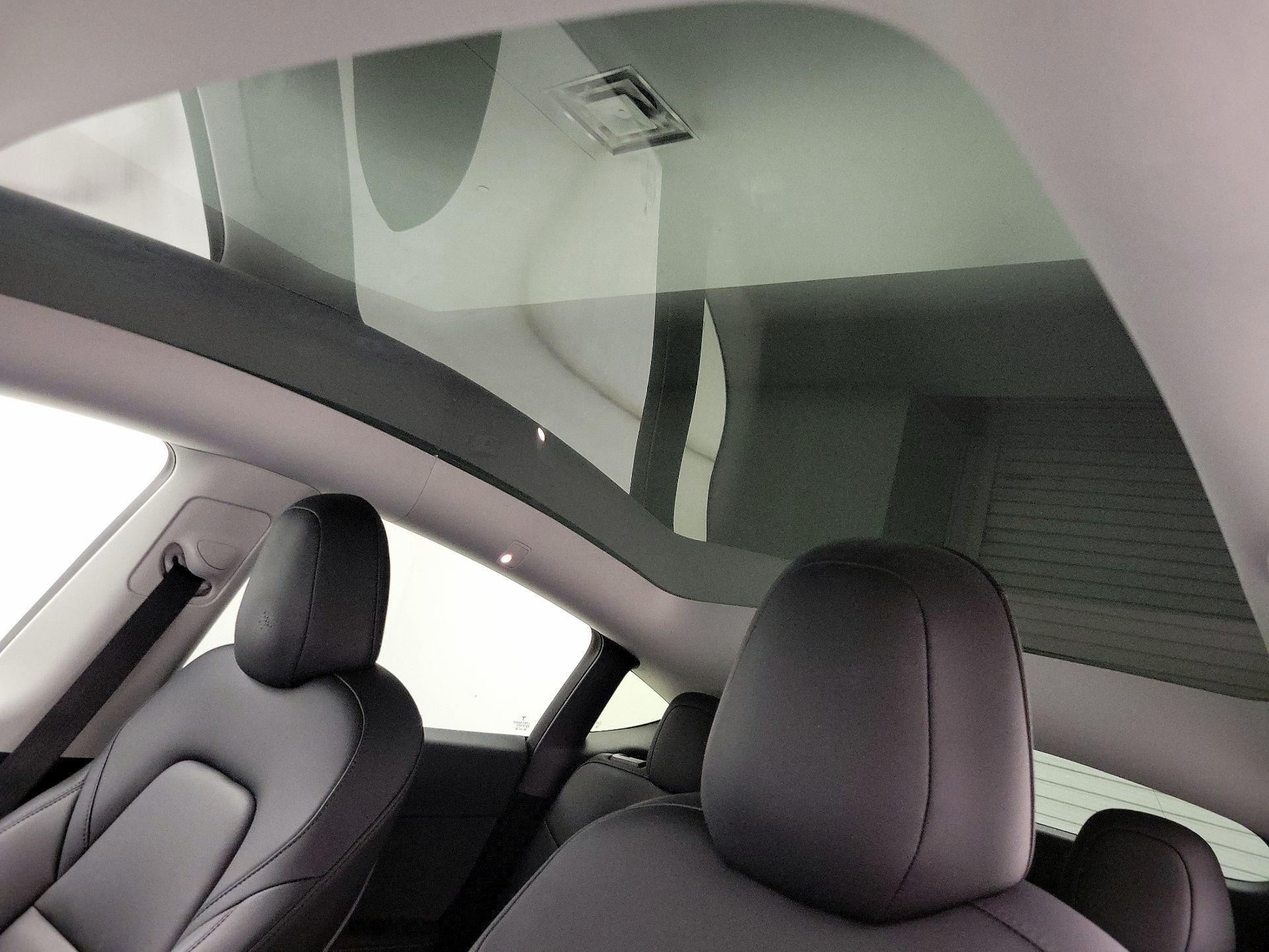 Thumbnail: 2023 Tesla Model Y - 18