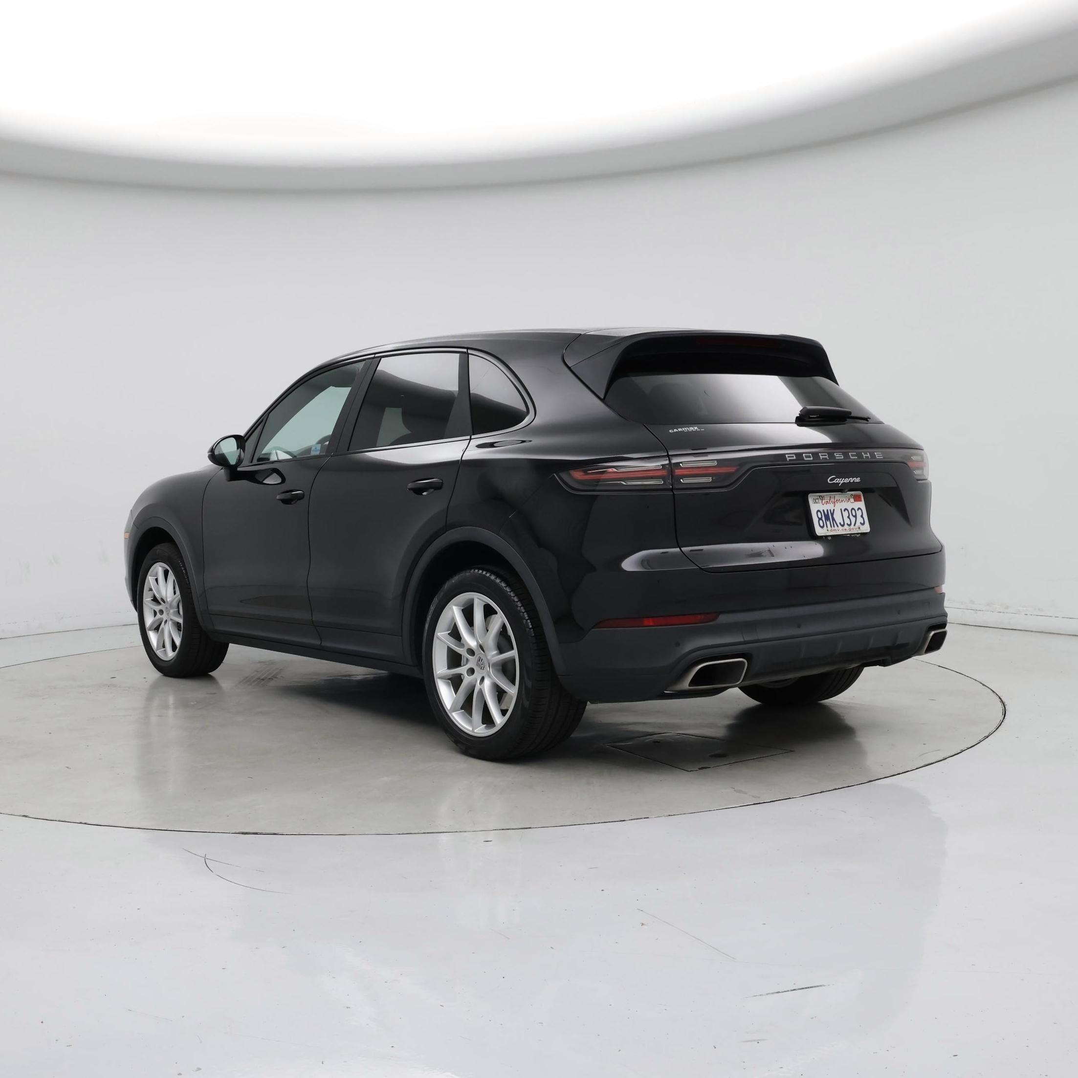 Thumbnail: 2019 Porsche Cayenne - 2