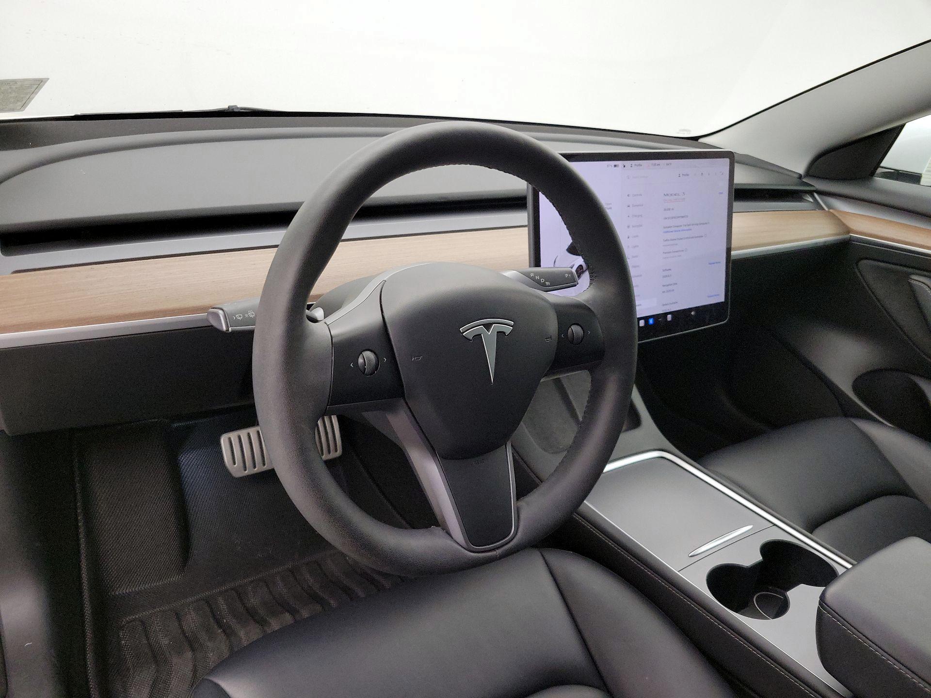 Thumbnail: 2023 Tesla Model 3 - 9