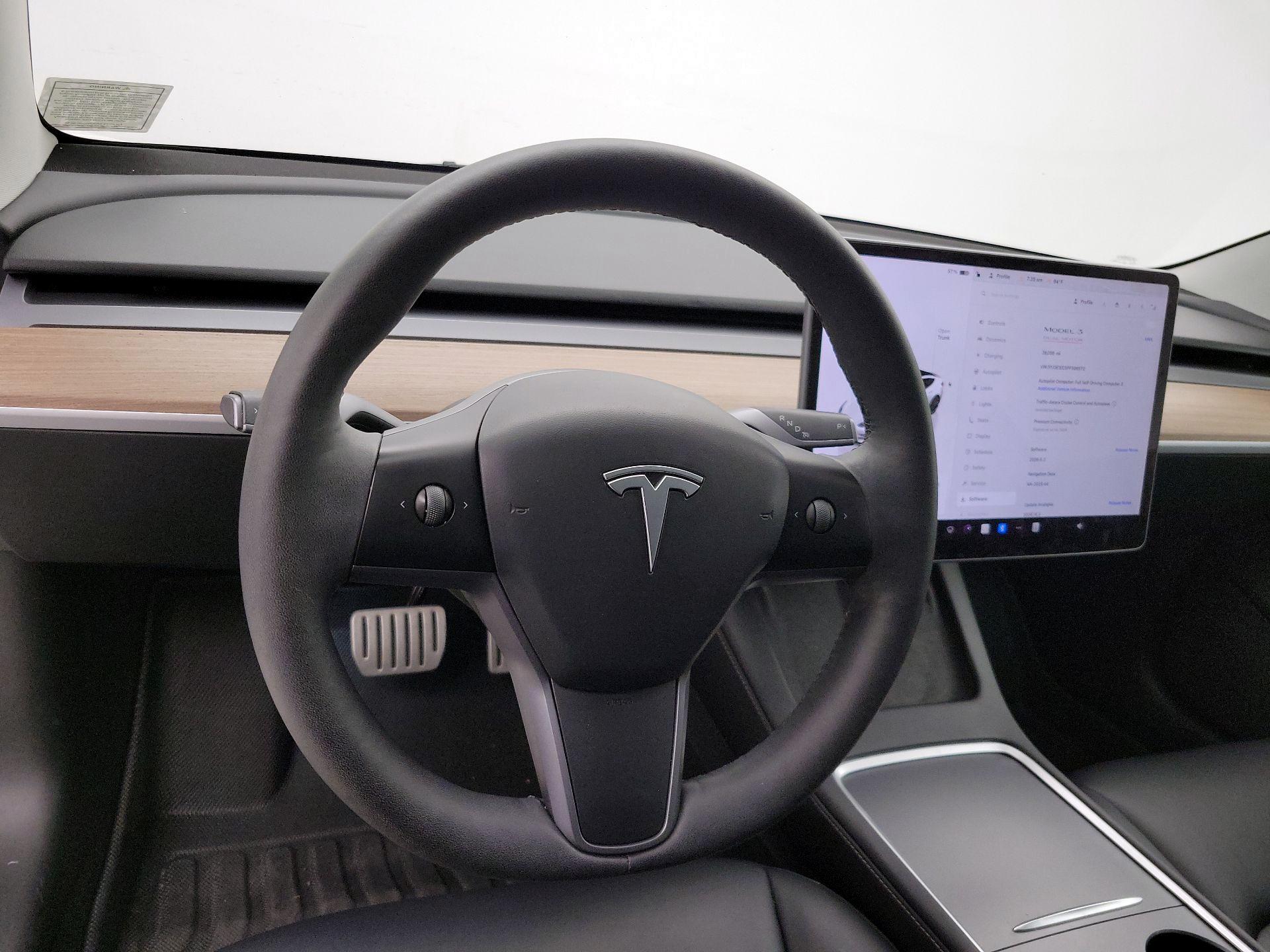 Thumbnail: 2023 Tesla Model 3 - 10