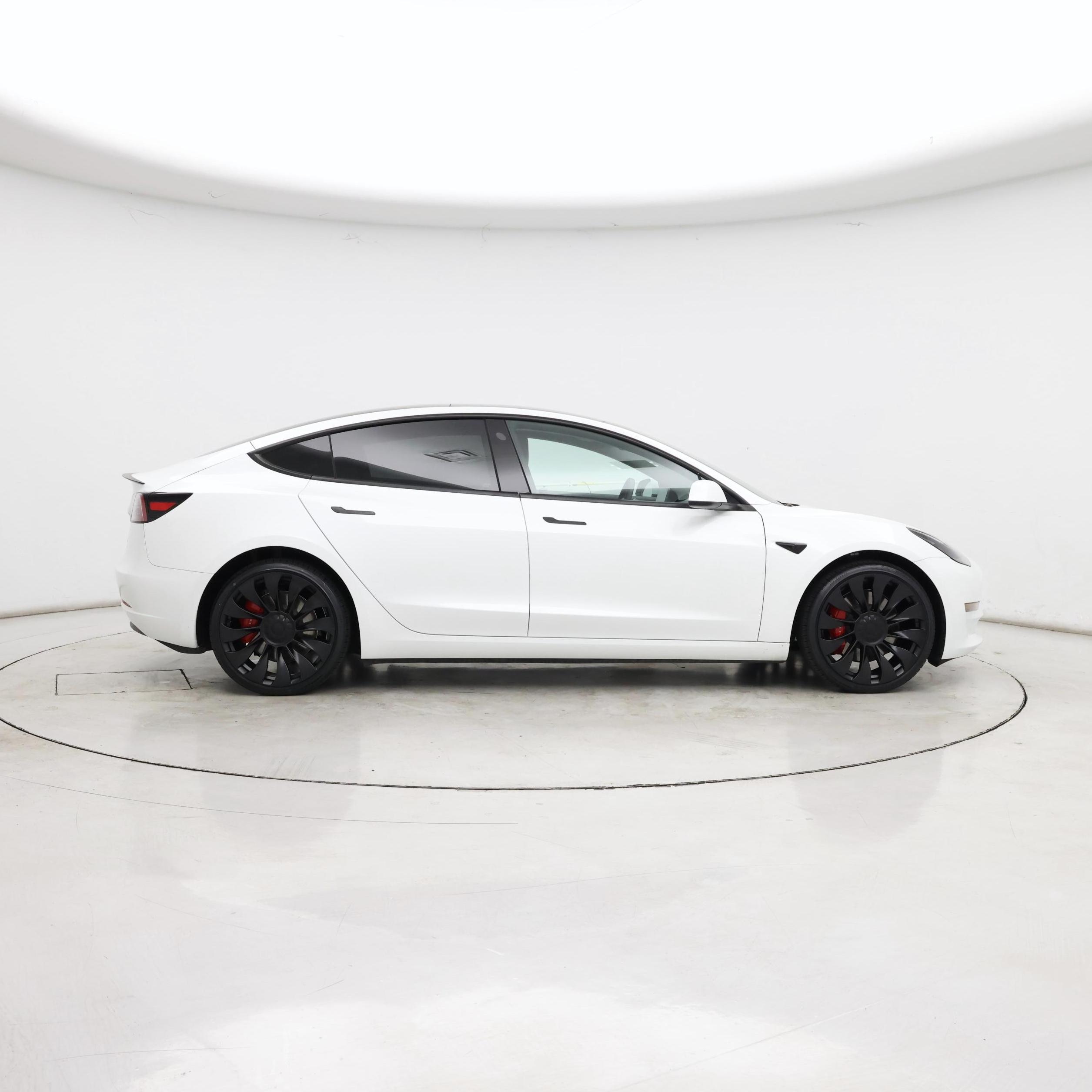 Thumbnail: 2023 Tesla Model 3 - 7
