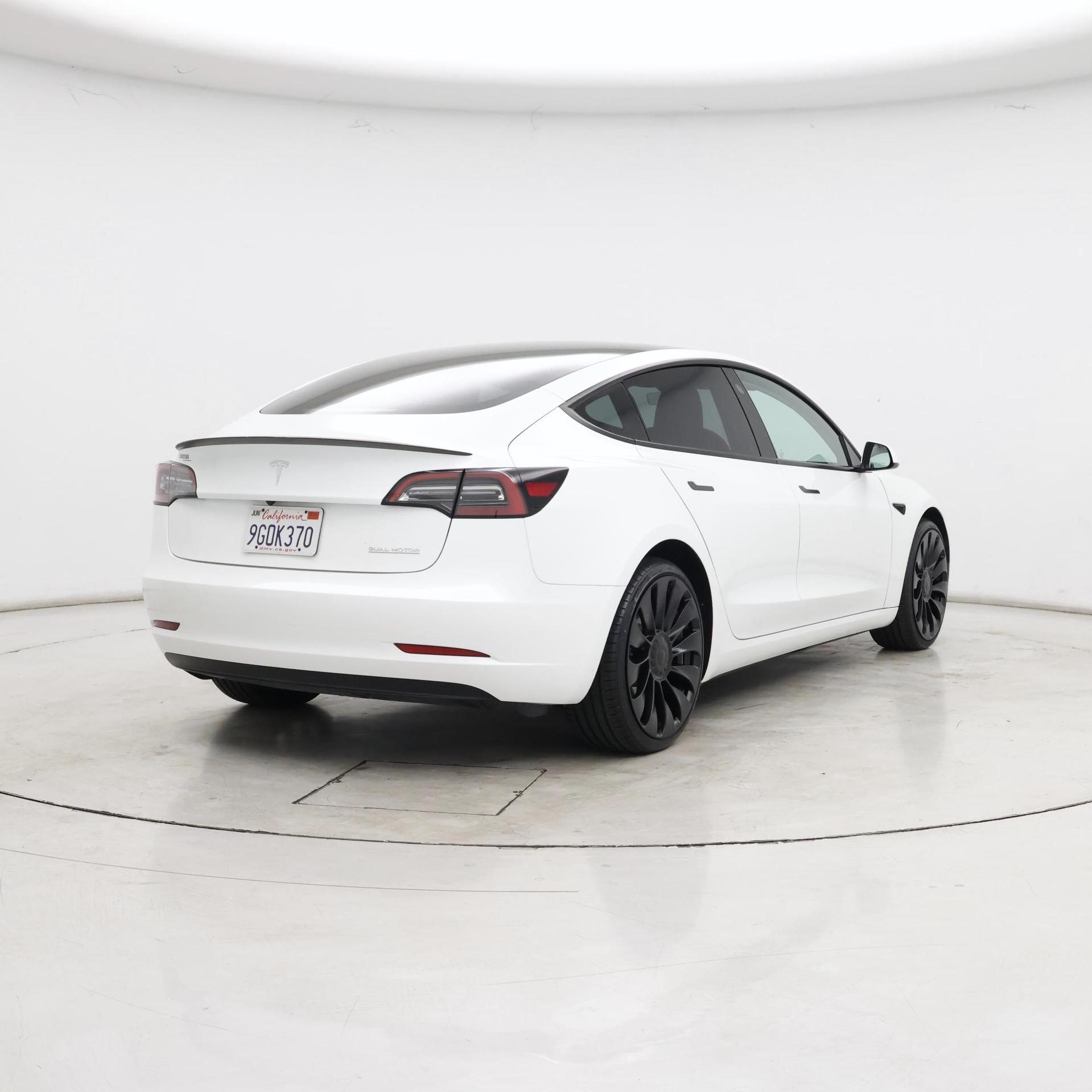 Thumbnail: 2023 Tesla Model 3 - 8